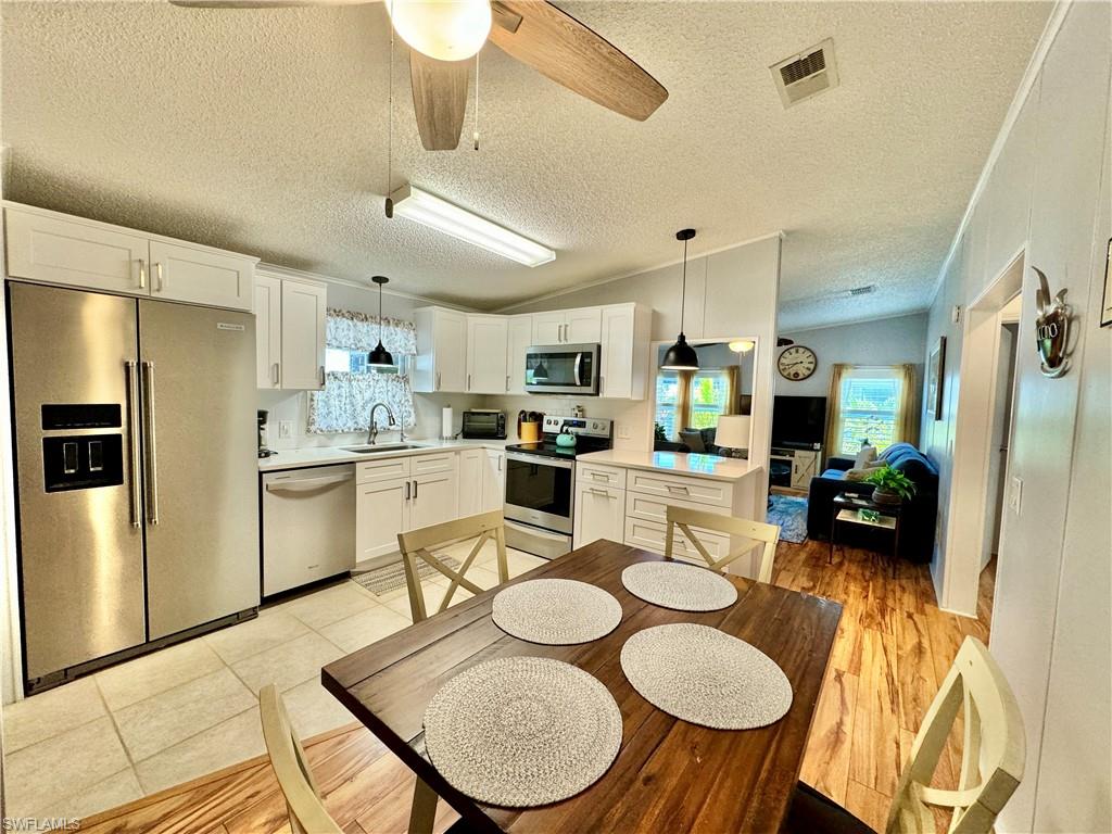 5 Oceans Blvd # 5 Property Photo 3