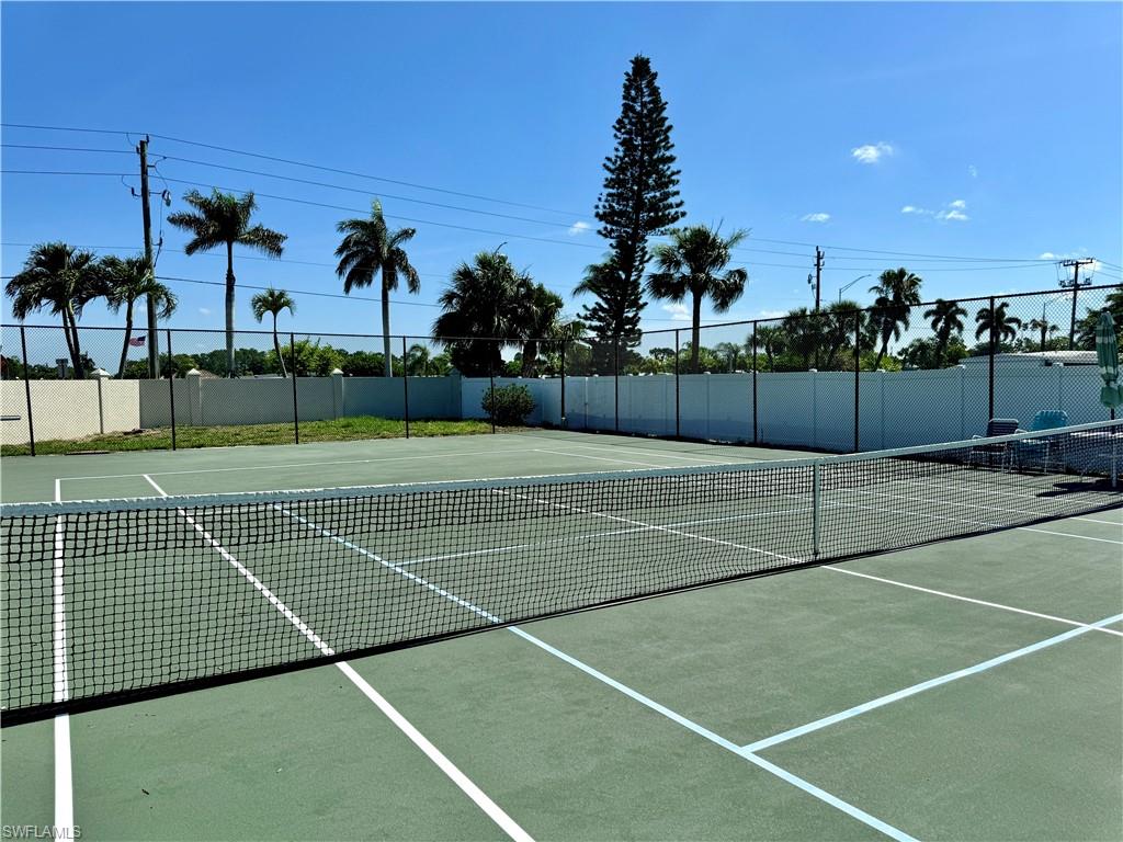 5 Oceans Blvd # 5 Property Photo 32
