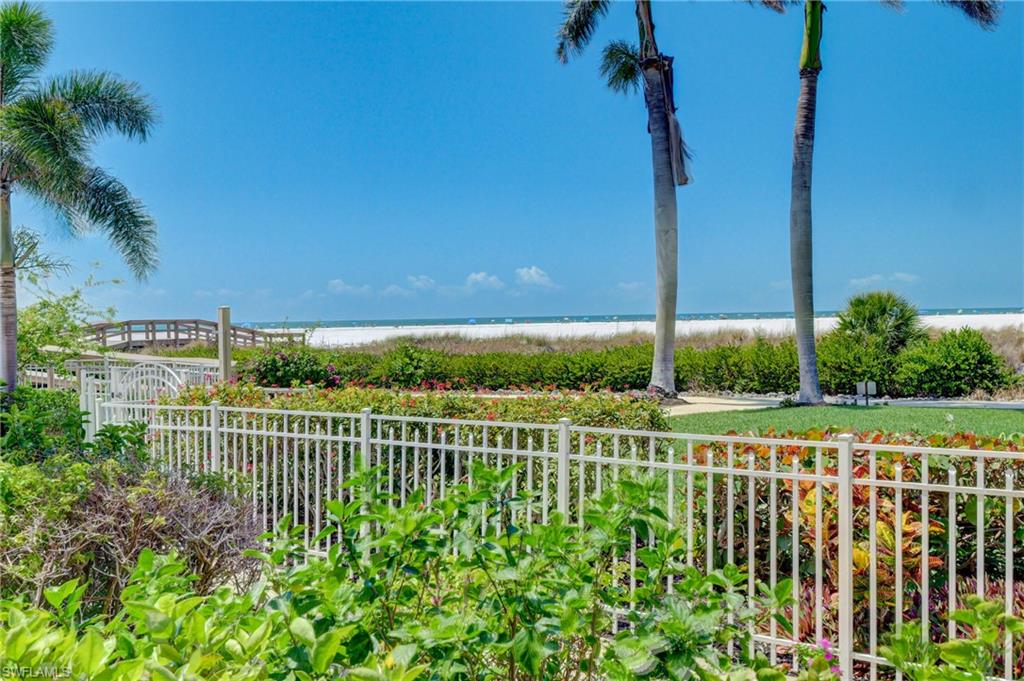 240 Seaview Ct # 111 Property Photo 1