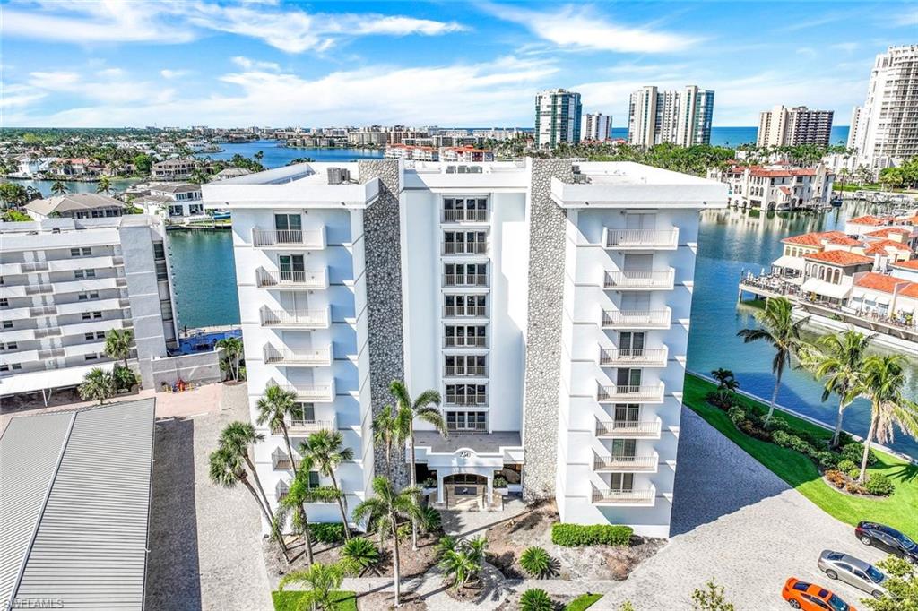 250 Park Shore Dr # 803 Property Photo 8