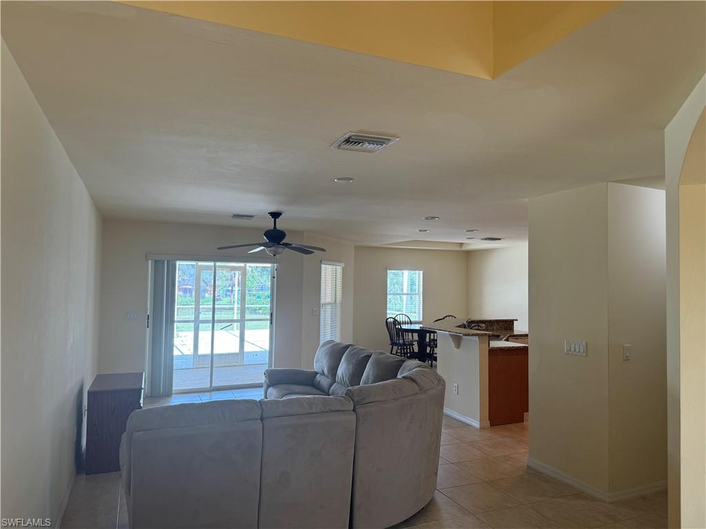 814 Jefferson Ave Property Photo 4