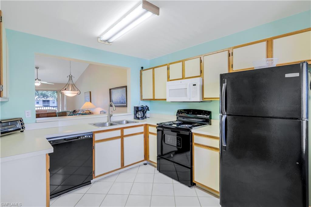 1343 Churchill Cir # H202 Property Photo 8
