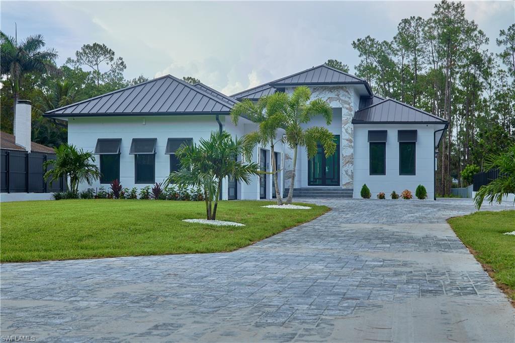5847 English Oaks Ln Property Photo 3