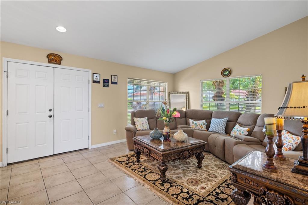 12540 Eagle Pointe Cir Property Photo 11