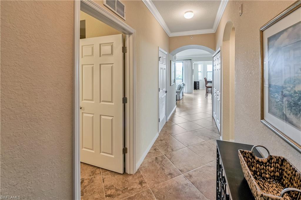 9735 Acqua Ct # 622 Property Photo 3