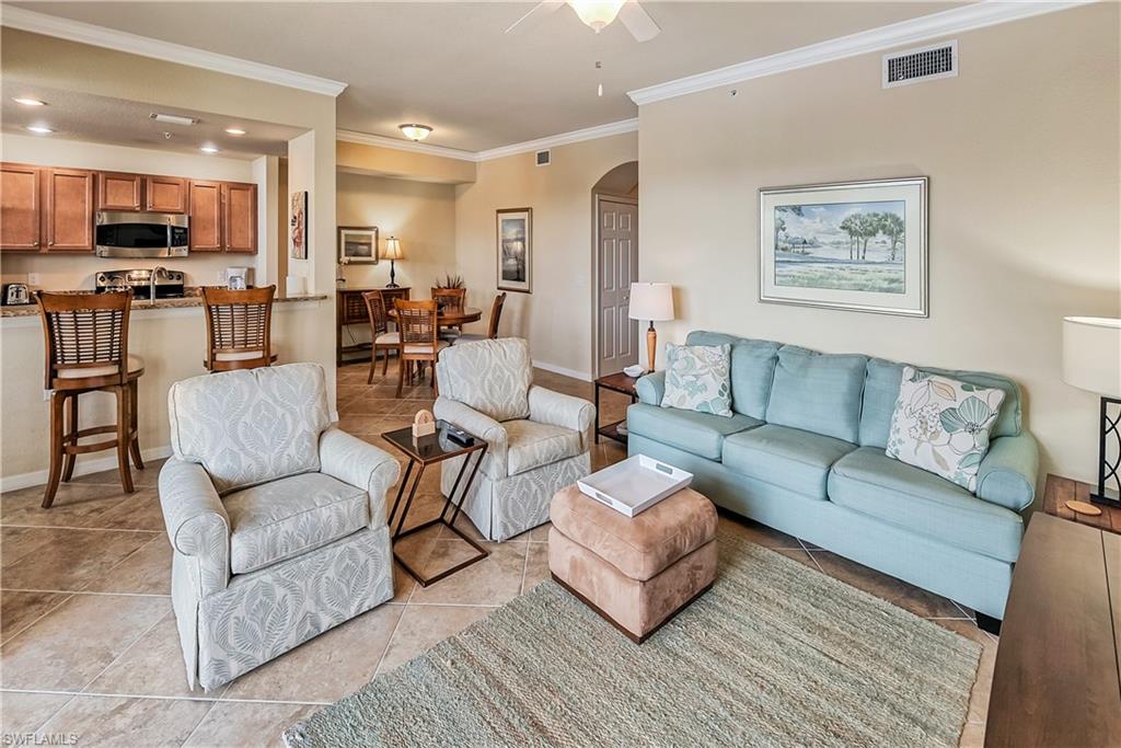 9735 Acqua Ct # 622 Property Photo 5
