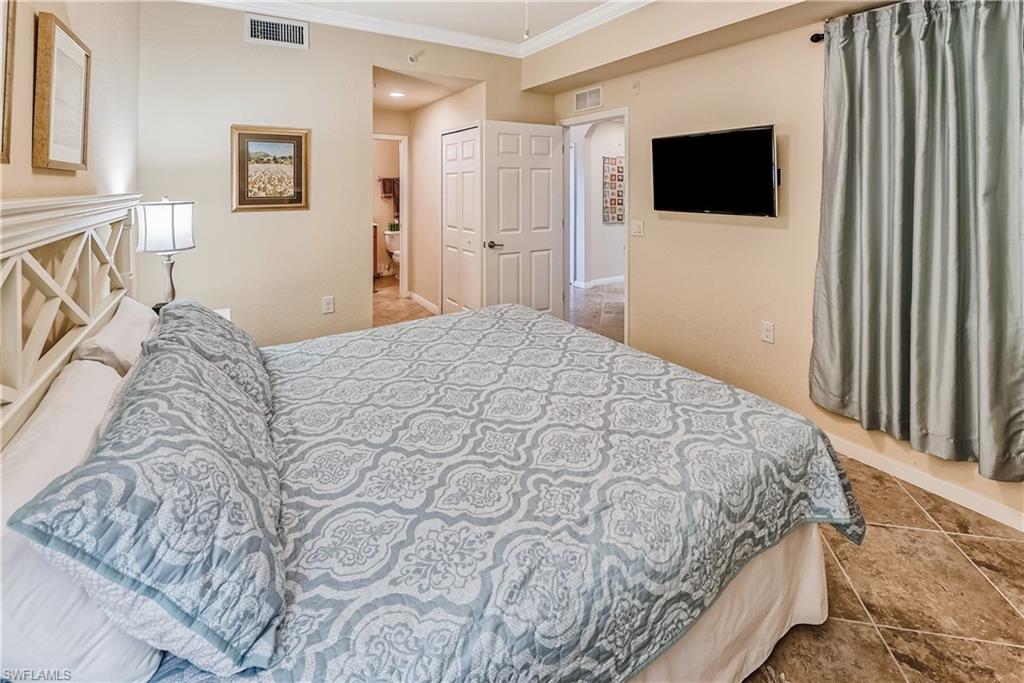 9735 Acqua Ct # 622 Property Photo 11
