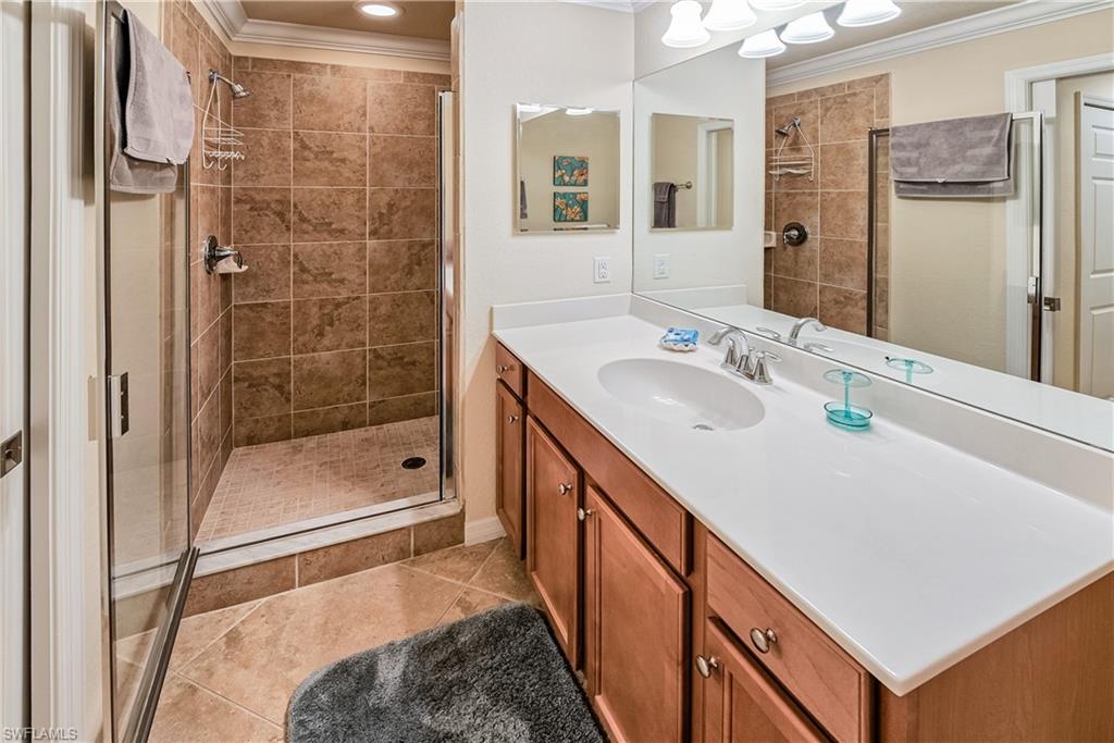 9735 Acqua Ct # 622 Property Photo 12