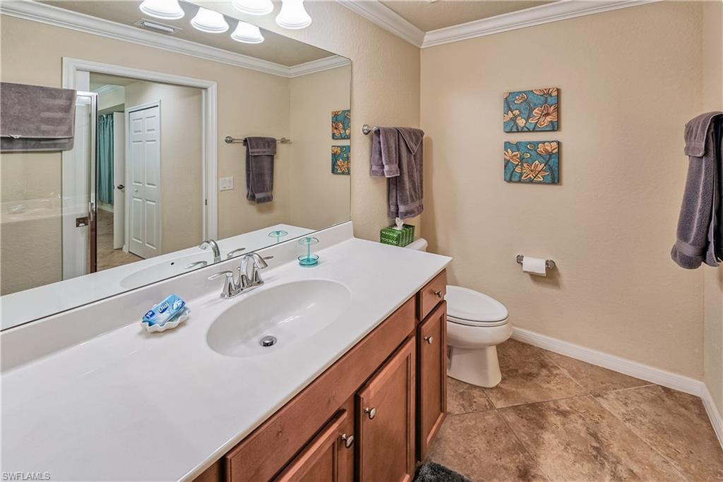 9735 Acqua Ct # 622 Property Photo 13