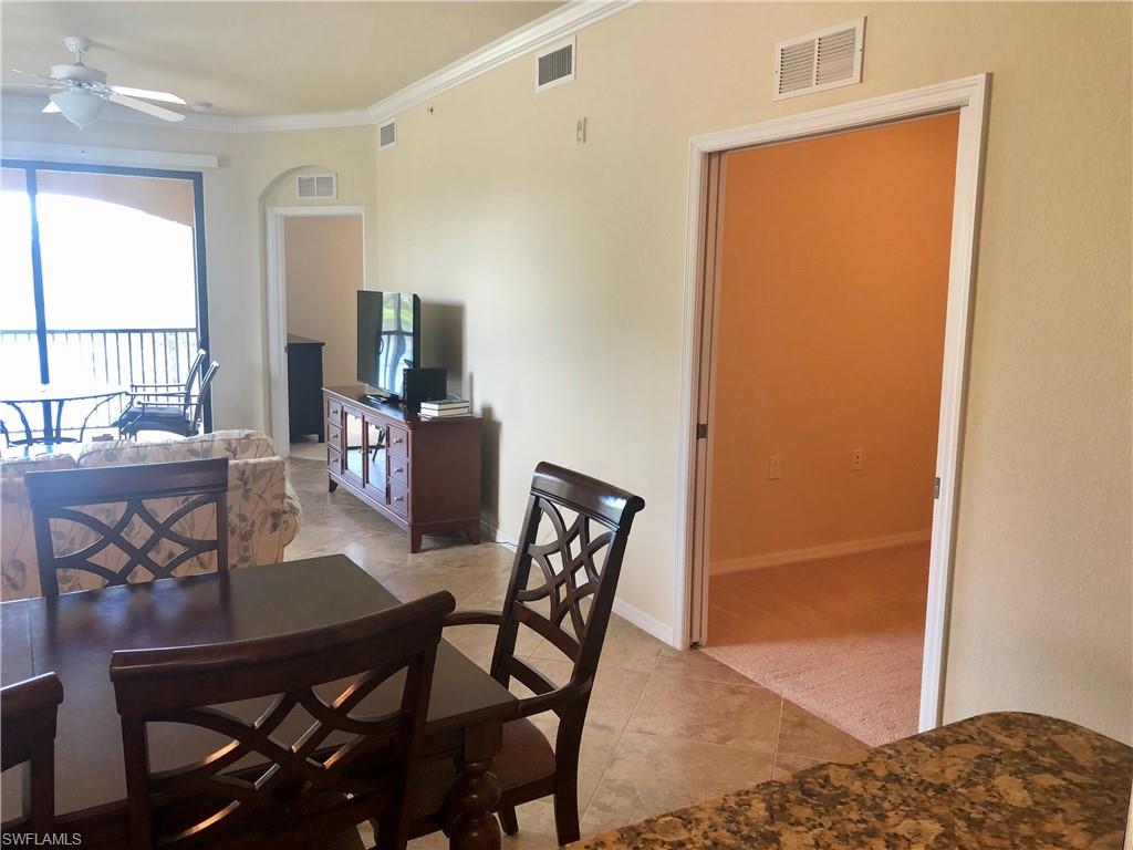 9731 Acqua Ct # 521 Property Photo 12