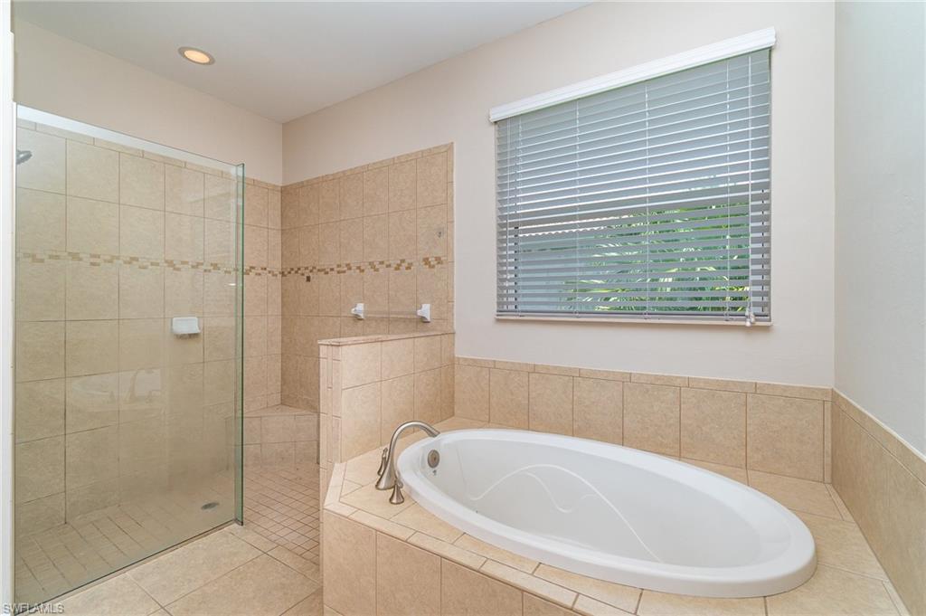 12710 Seaside Key Ct Property Photo 28