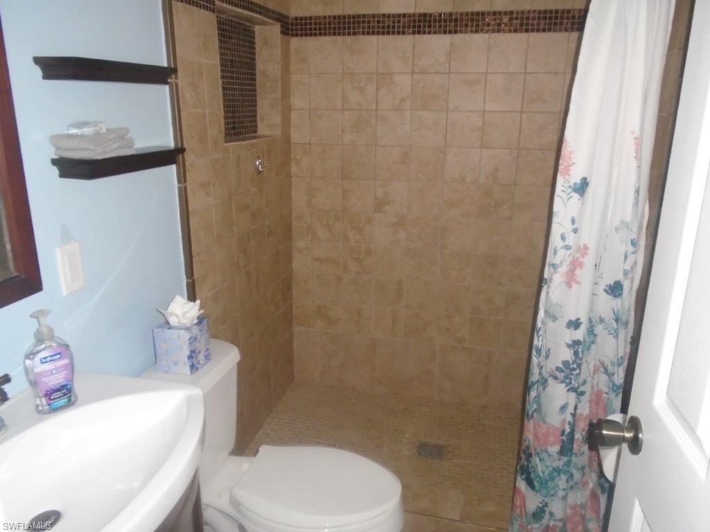2121 Collier Ave # 311 Property Photo 9