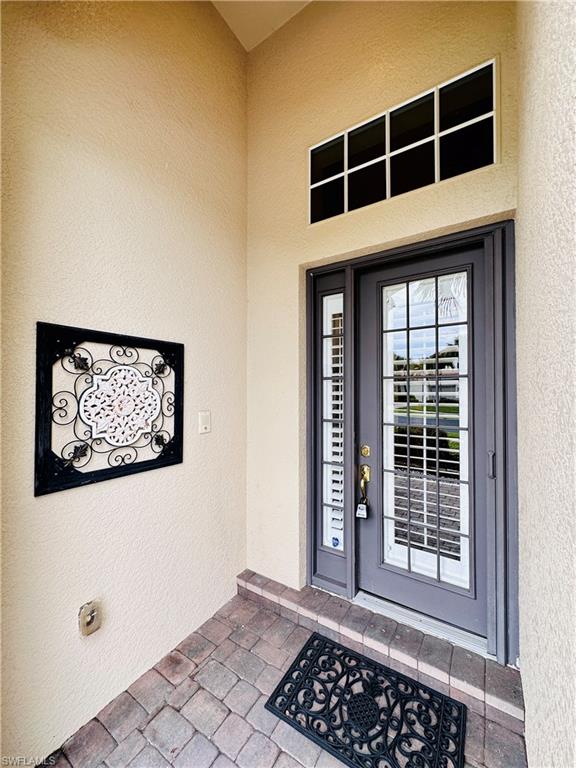 16152 Parque Ln Property Photo 3