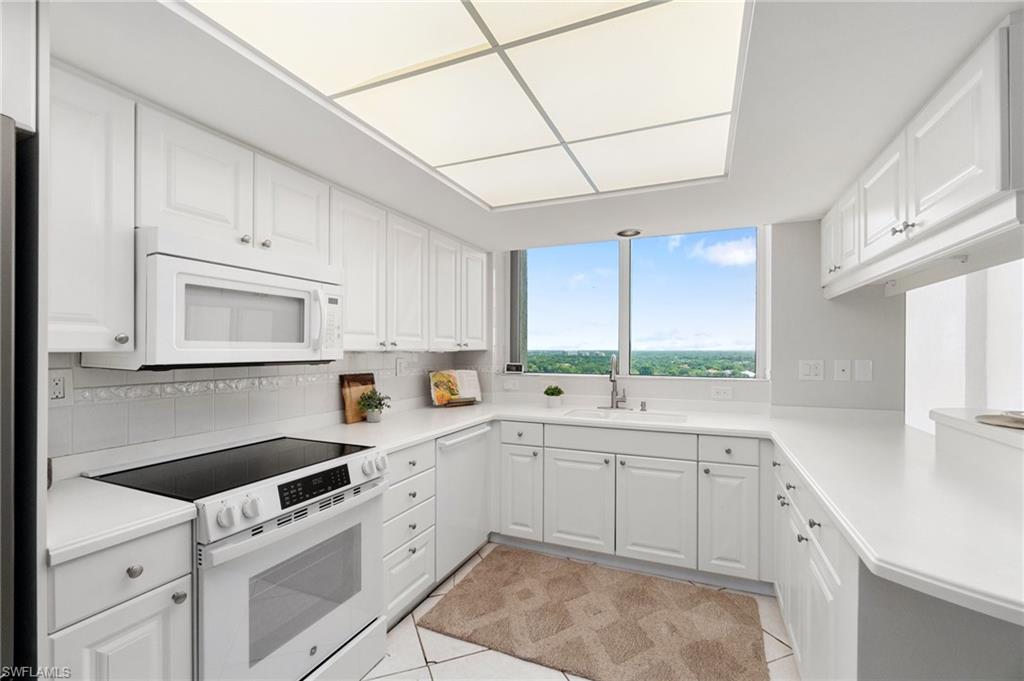 6849 Grenadier Blvd # 1702 Property Photo 7