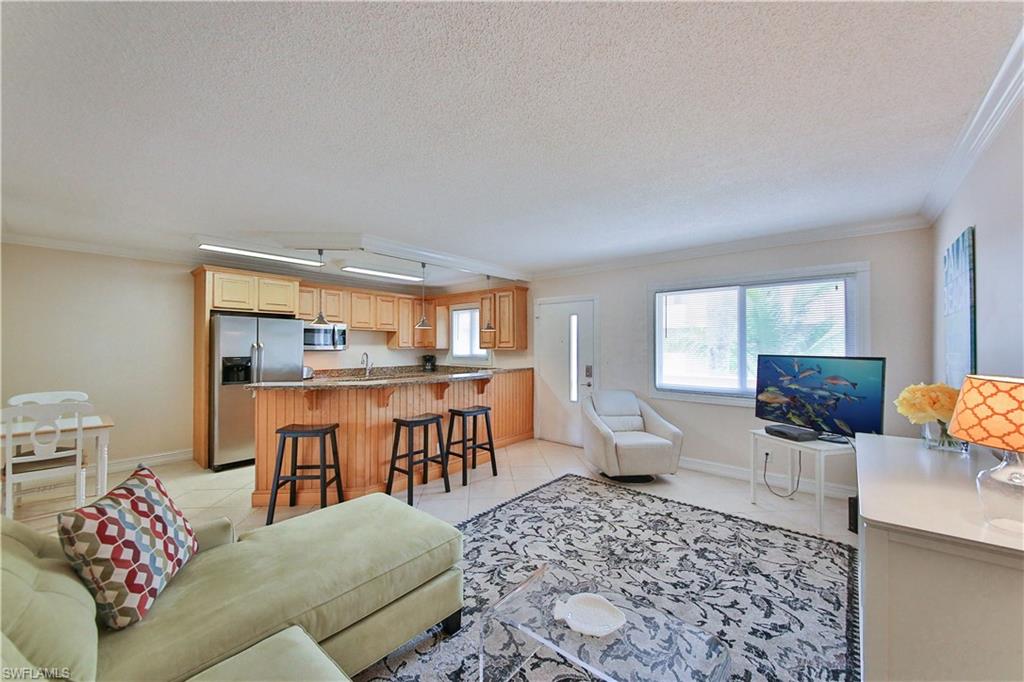 1100 Gulf Shore Blvd N # 207 Property Photo 3
