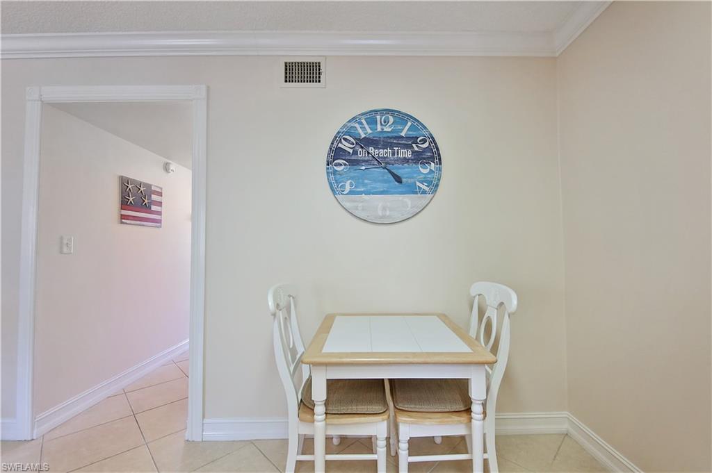 1100 Gulf Shore Blvd N # 207 Property Photo 5