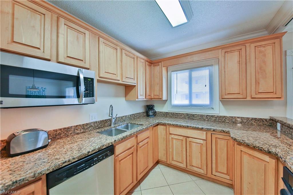1100 Gulf Shore Blvd N # 207 Property Photo 6