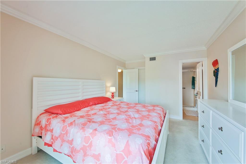 1100 Gulf Shore Blvd N # 207 Property Photo 18