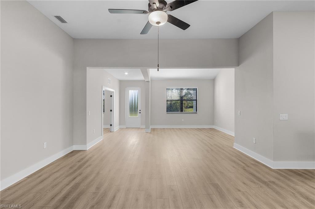2705 Sw 4th Ave Property Photo 3