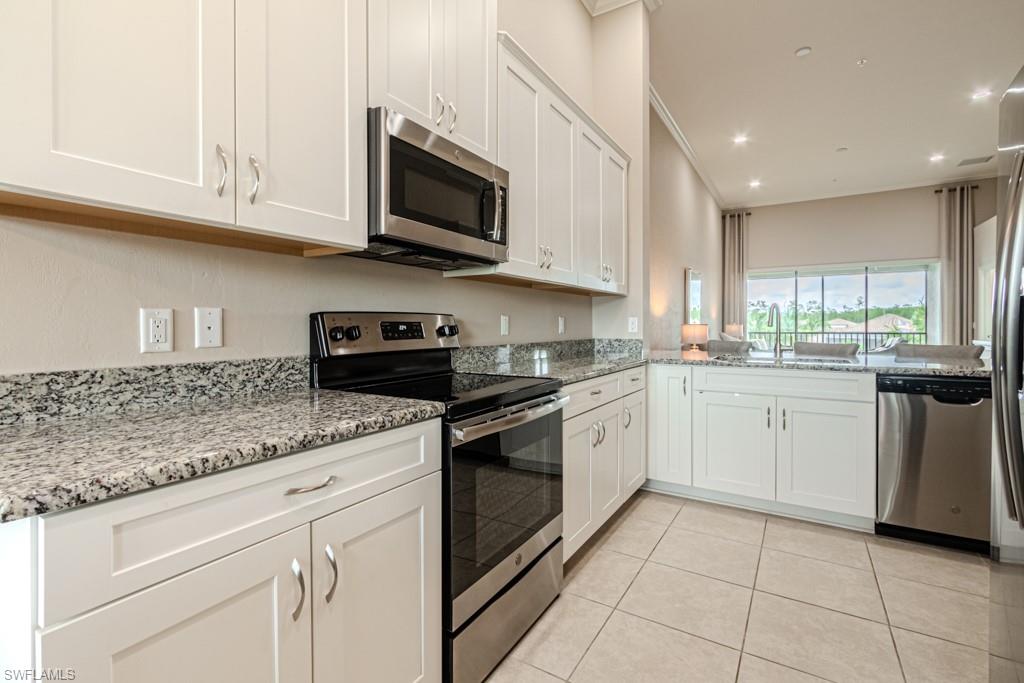 9433 Benvenuto Ct # 202 Property Photo 12