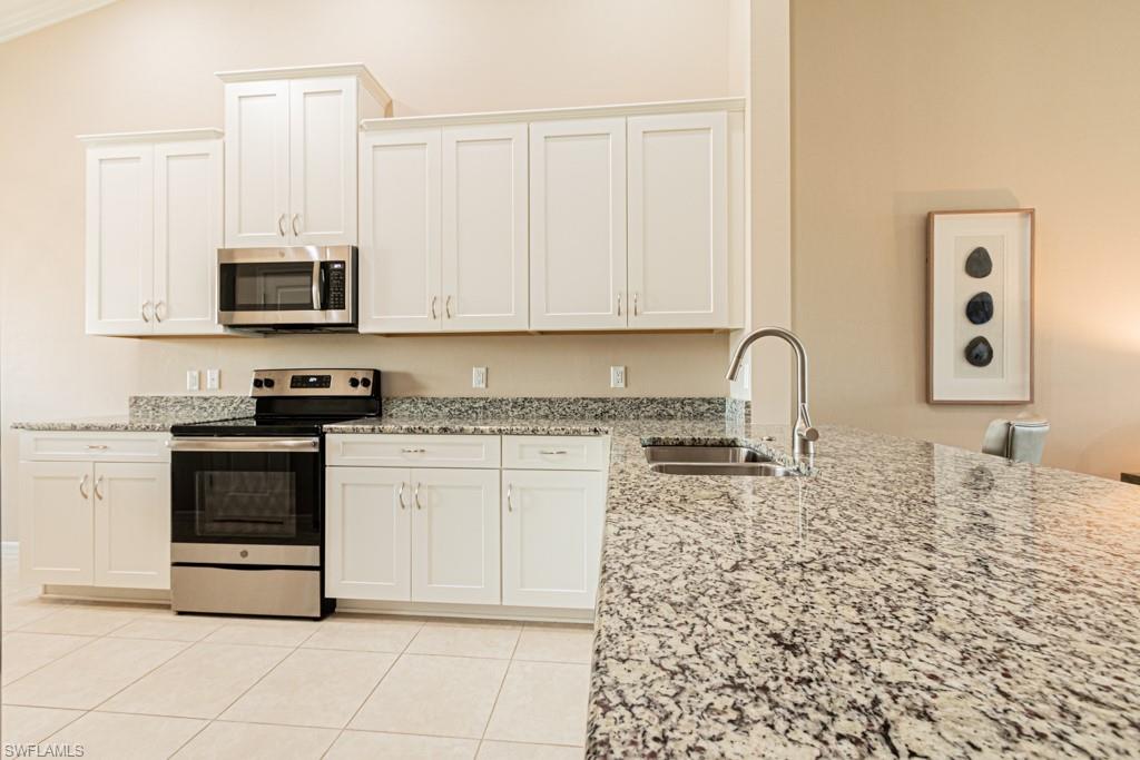 9433 Benvenuto Ct # 202 Property Photo 13
