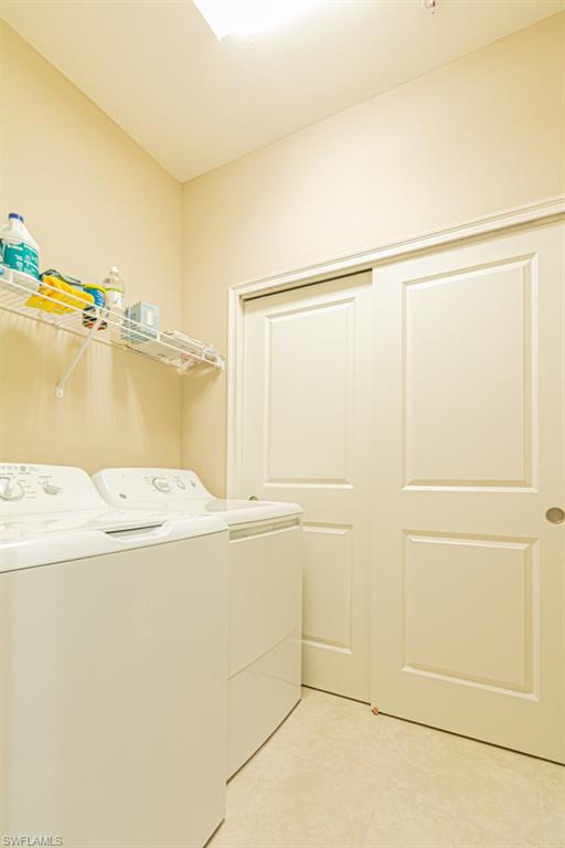 9433 Benvenuto Ct # 202 Property Photo 19