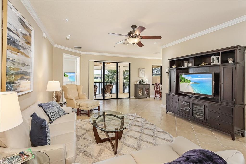 10462 Smokehouse Bay Dr # 202 Property Photo 8