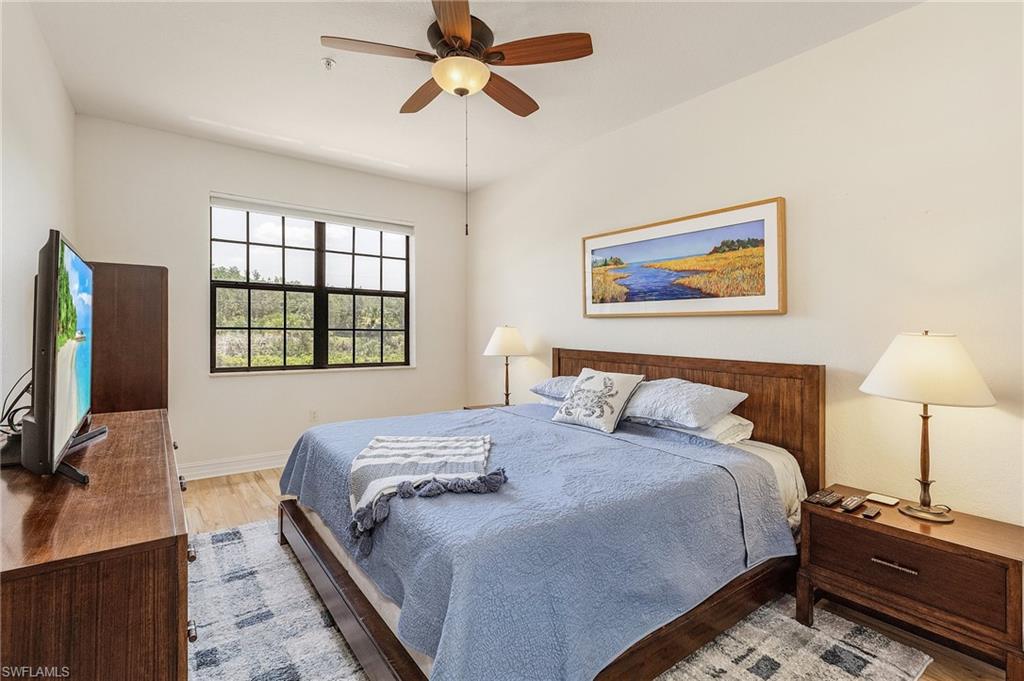 10462 Smokehouse Bay Dr # 202 Property Photo 14
