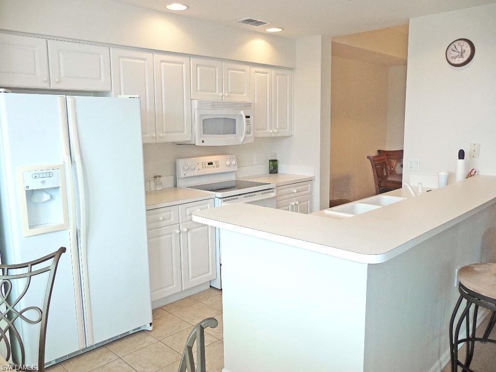 16645 Lake Circle Dr # 732 Property Photo 13
