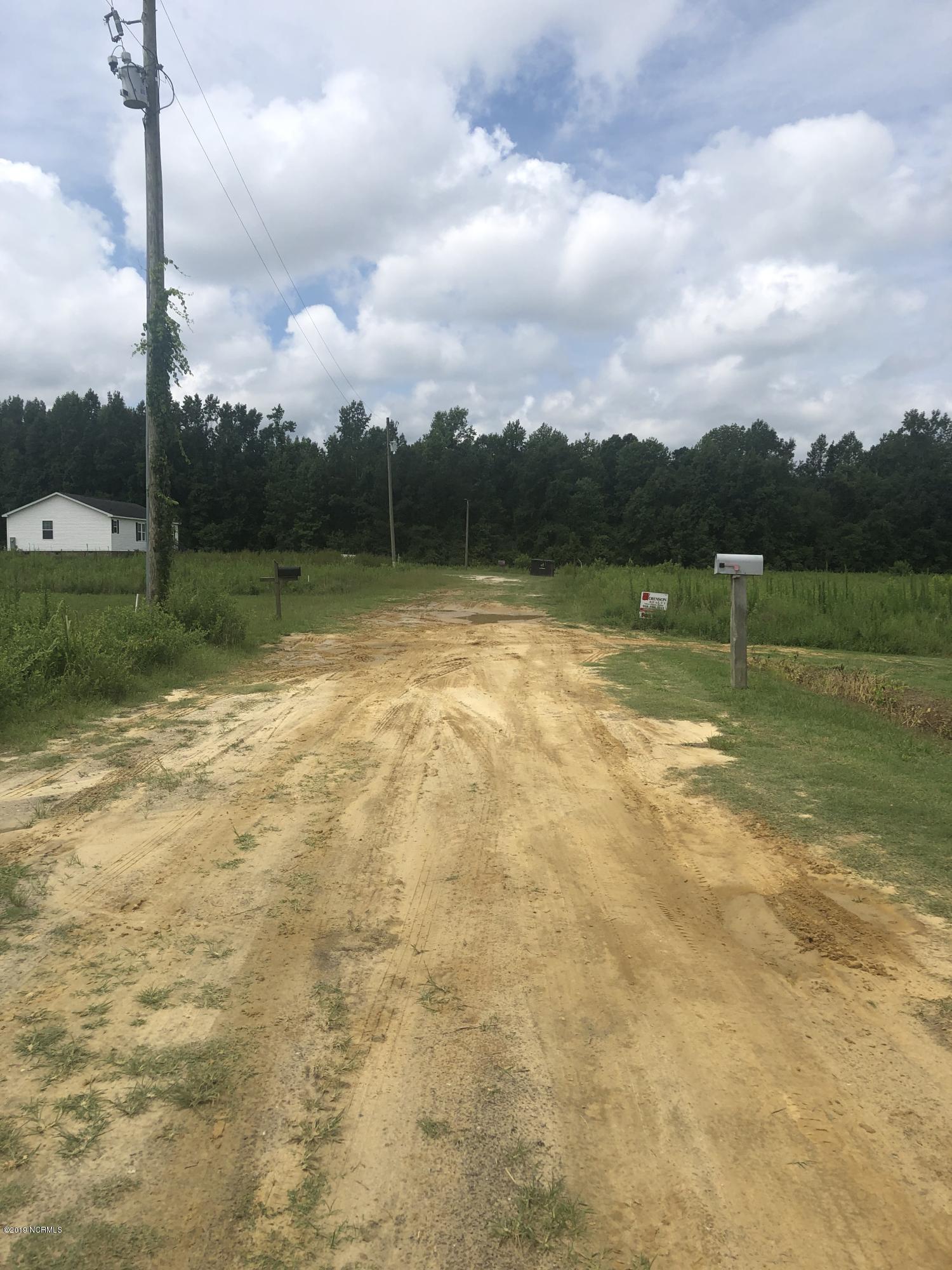 14 Whispering Pines Lane Property Photo 2