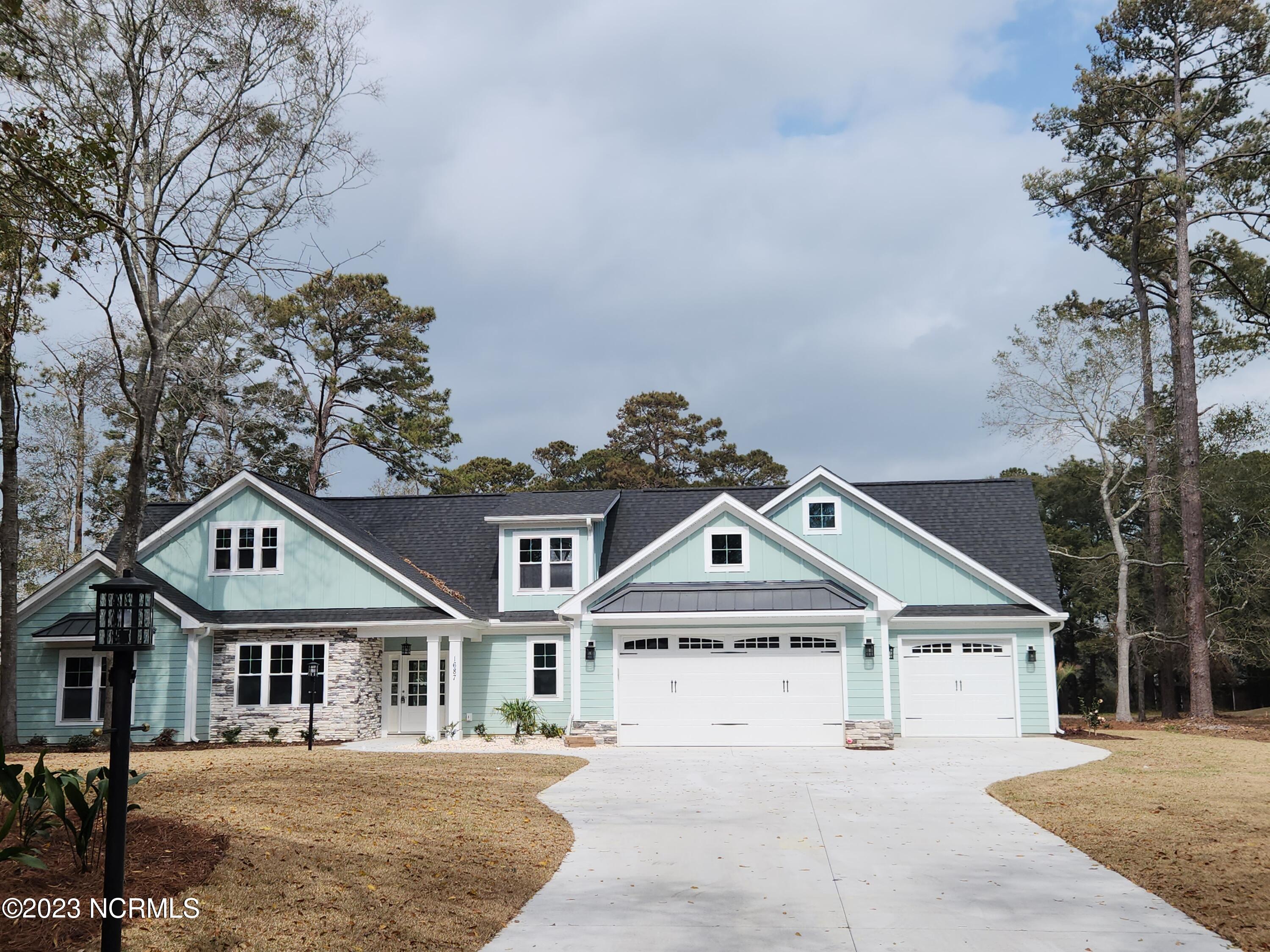 1687 Colonist Square Property Photo 1