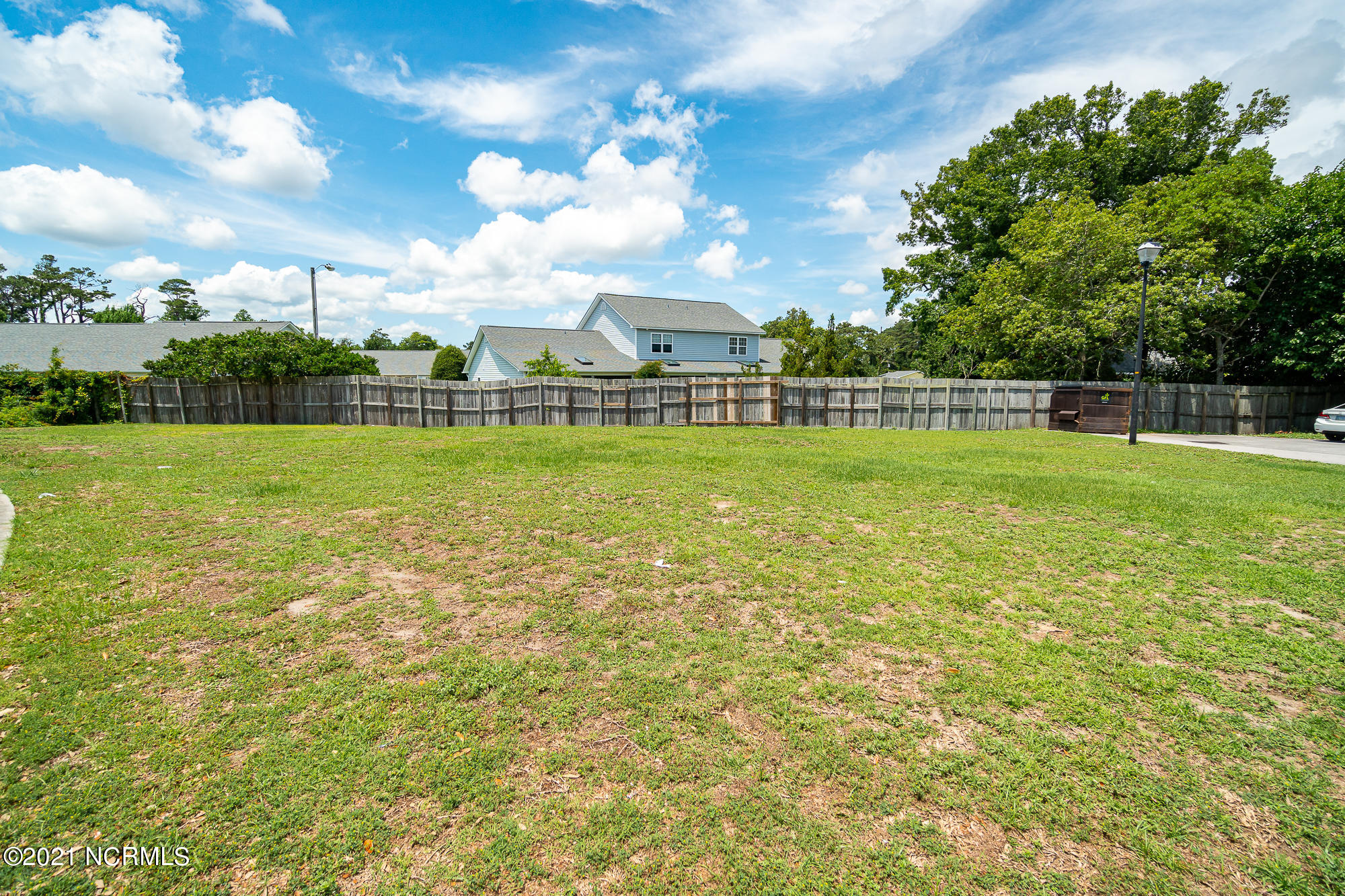 3006 Bridges Street Property Photo