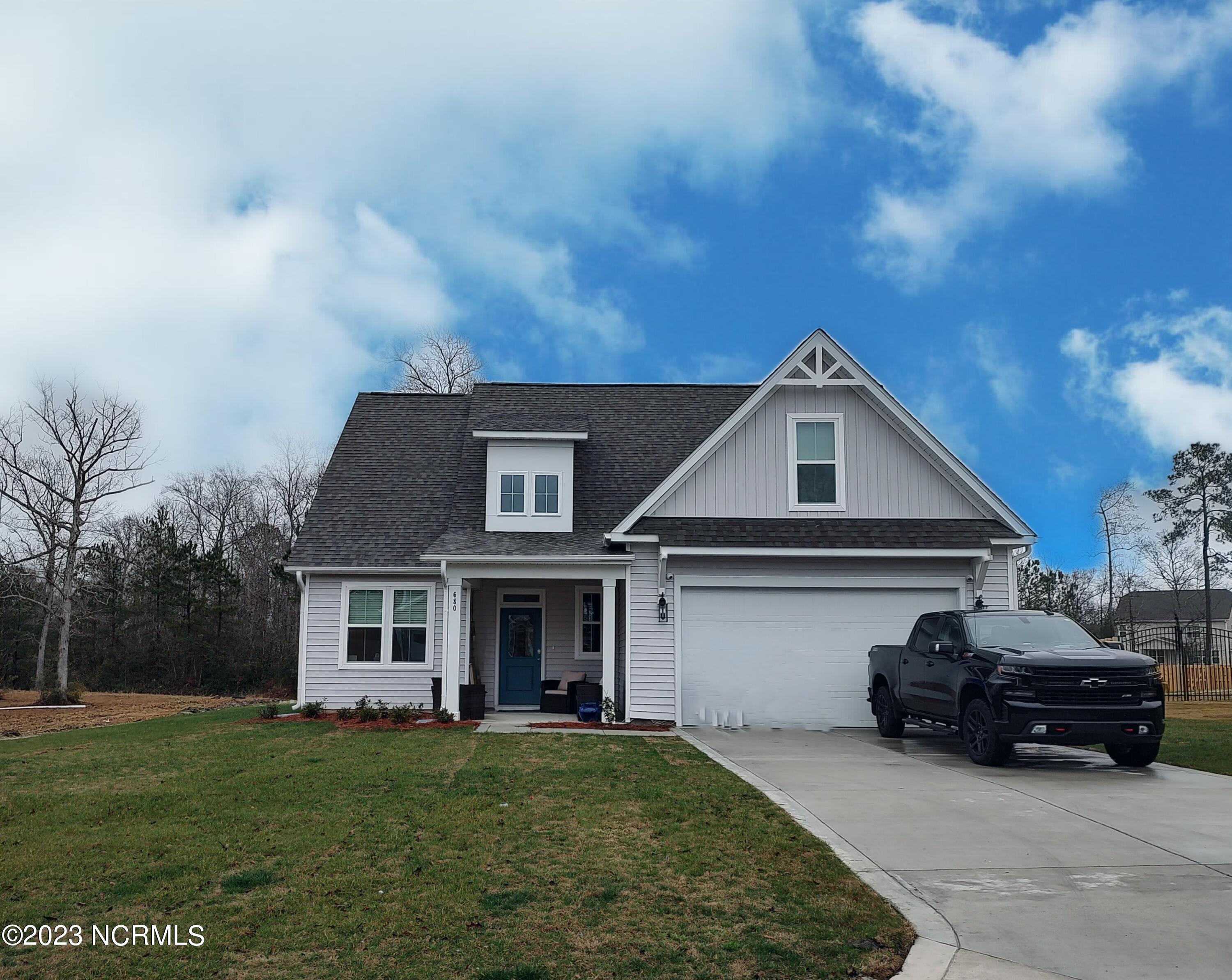 680 Squirrel Run Drive Property Photo 1
