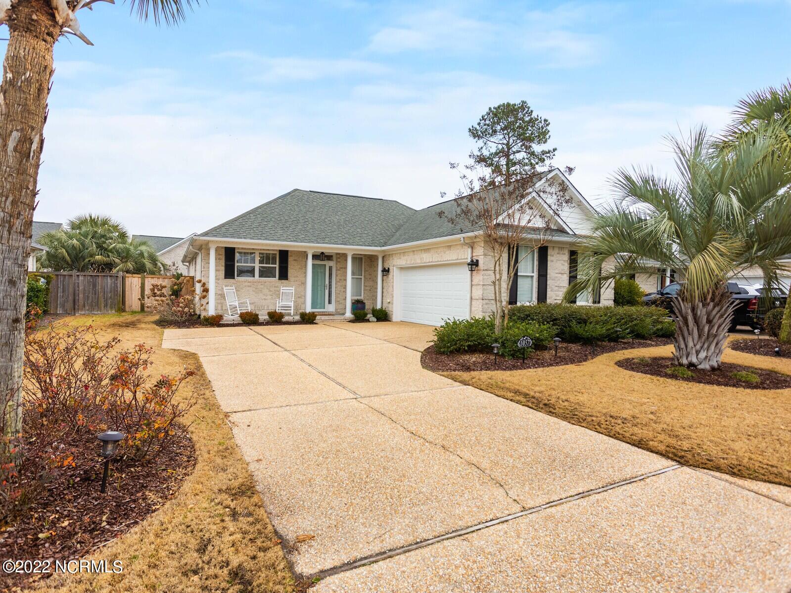 1057 Garden Club Way Property Photo 1