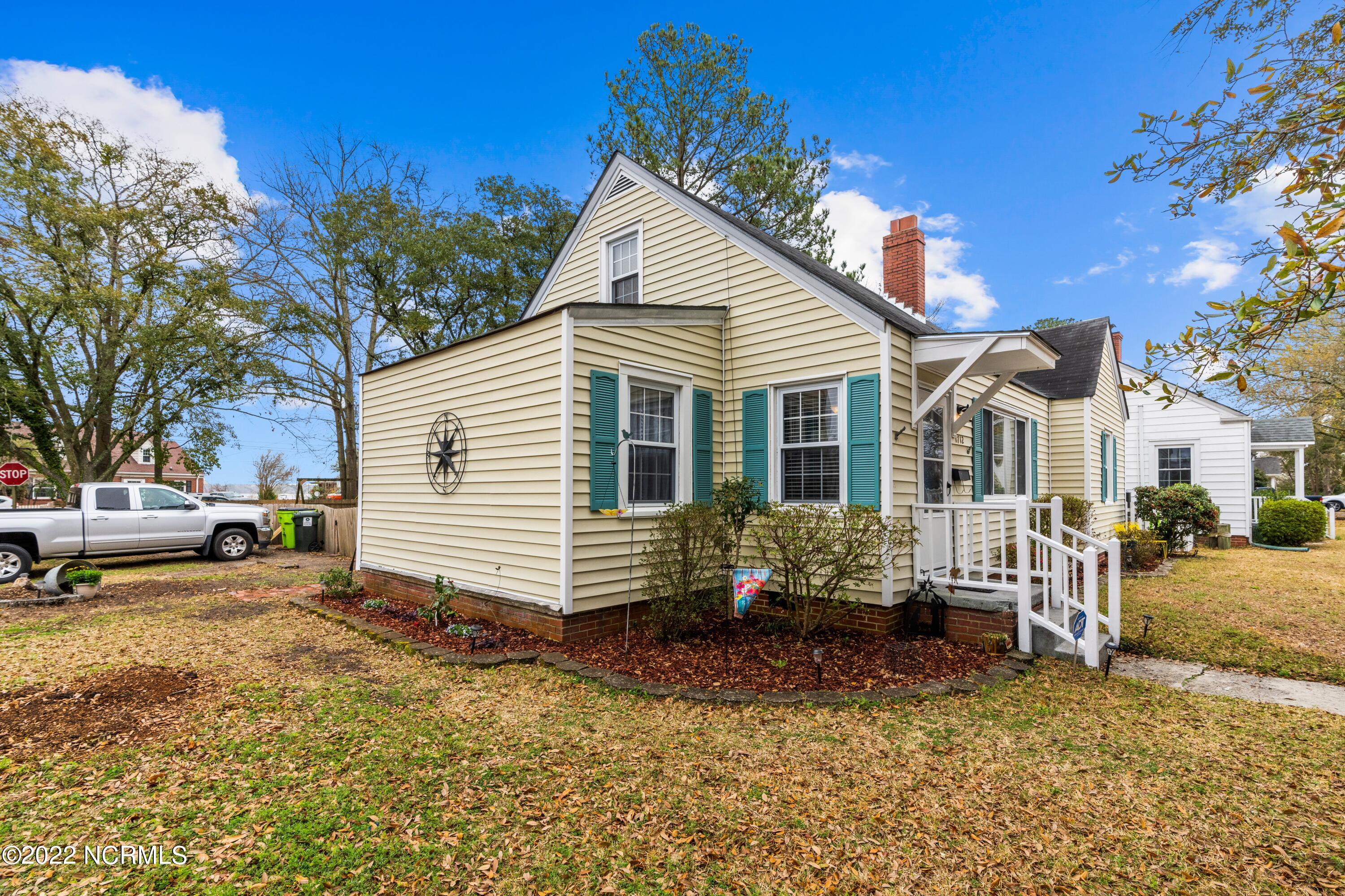 1712 High Street Property Photo 1