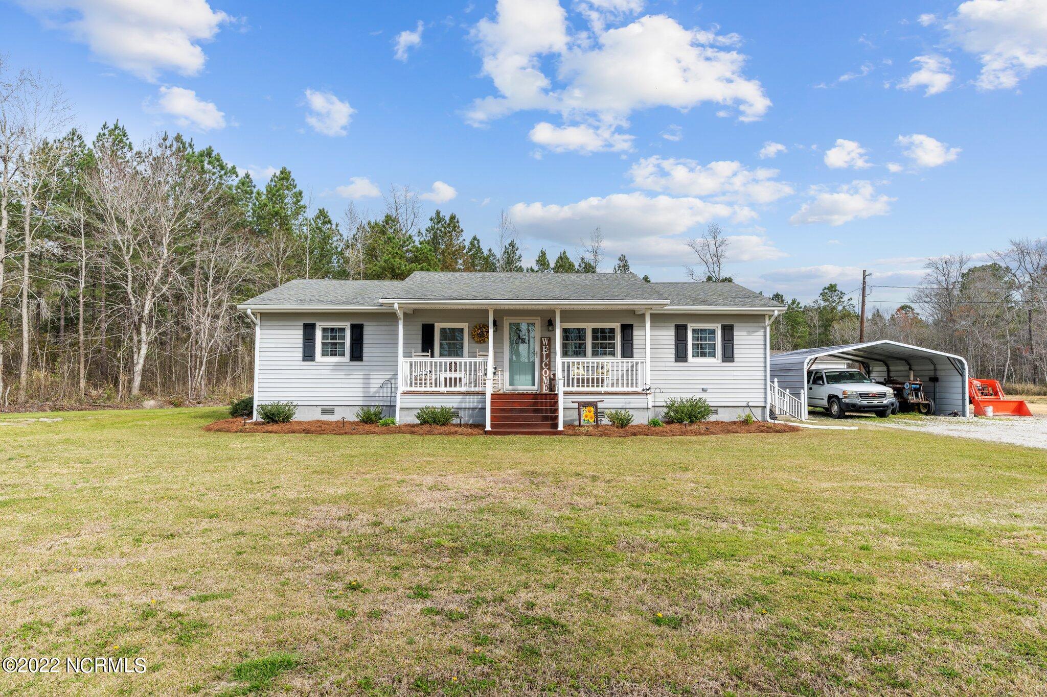 4043 10 Mile Fork Road Property Photo 1