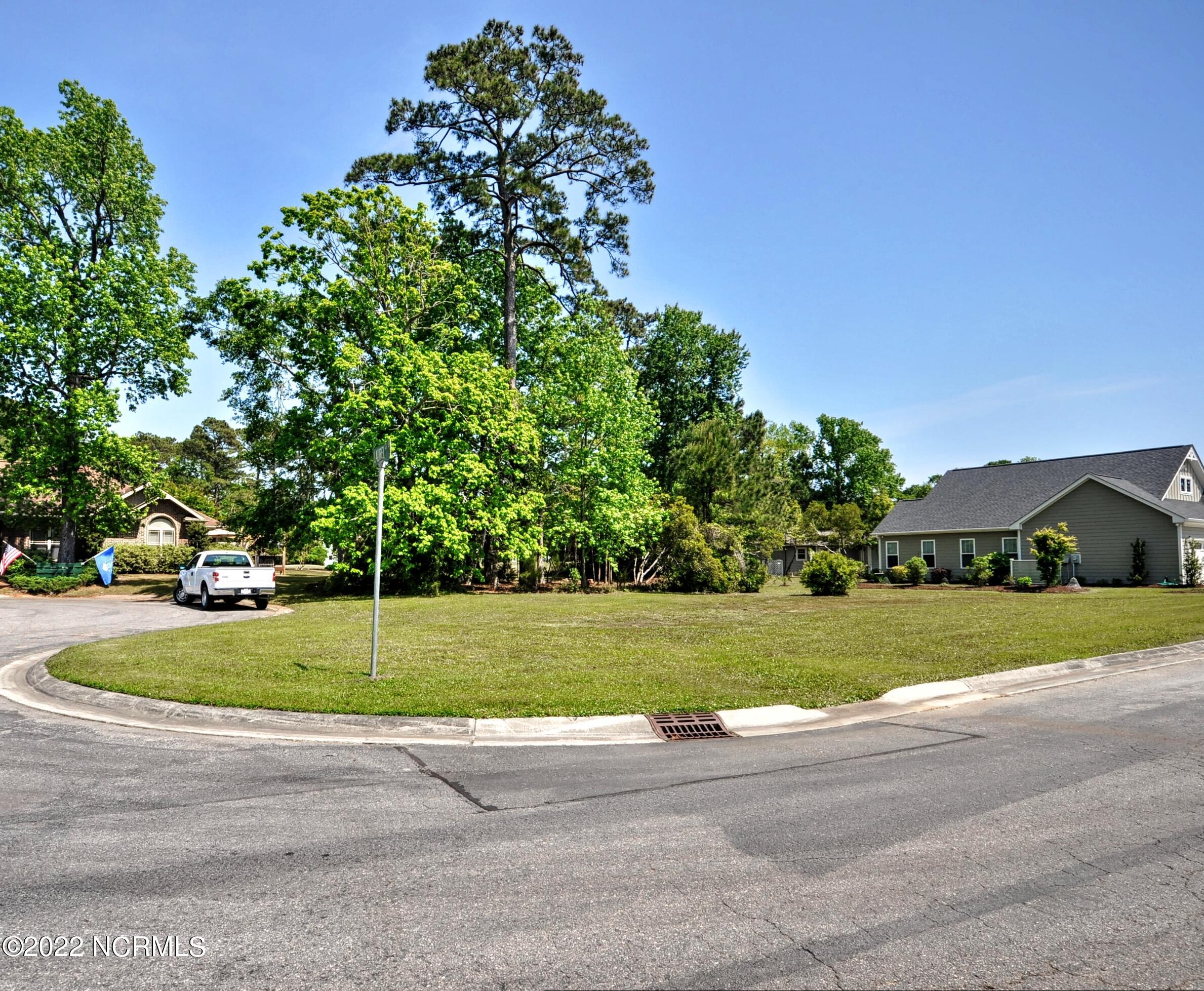 1591 Laurel Court Property Photo 1