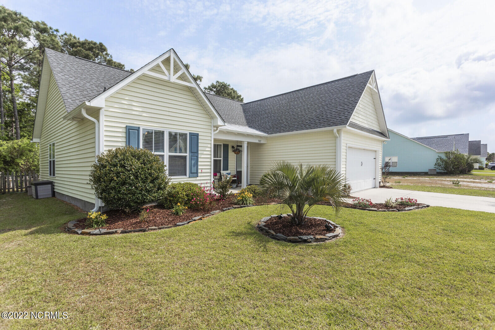 505 Catamaran Drive Property Photo 1
