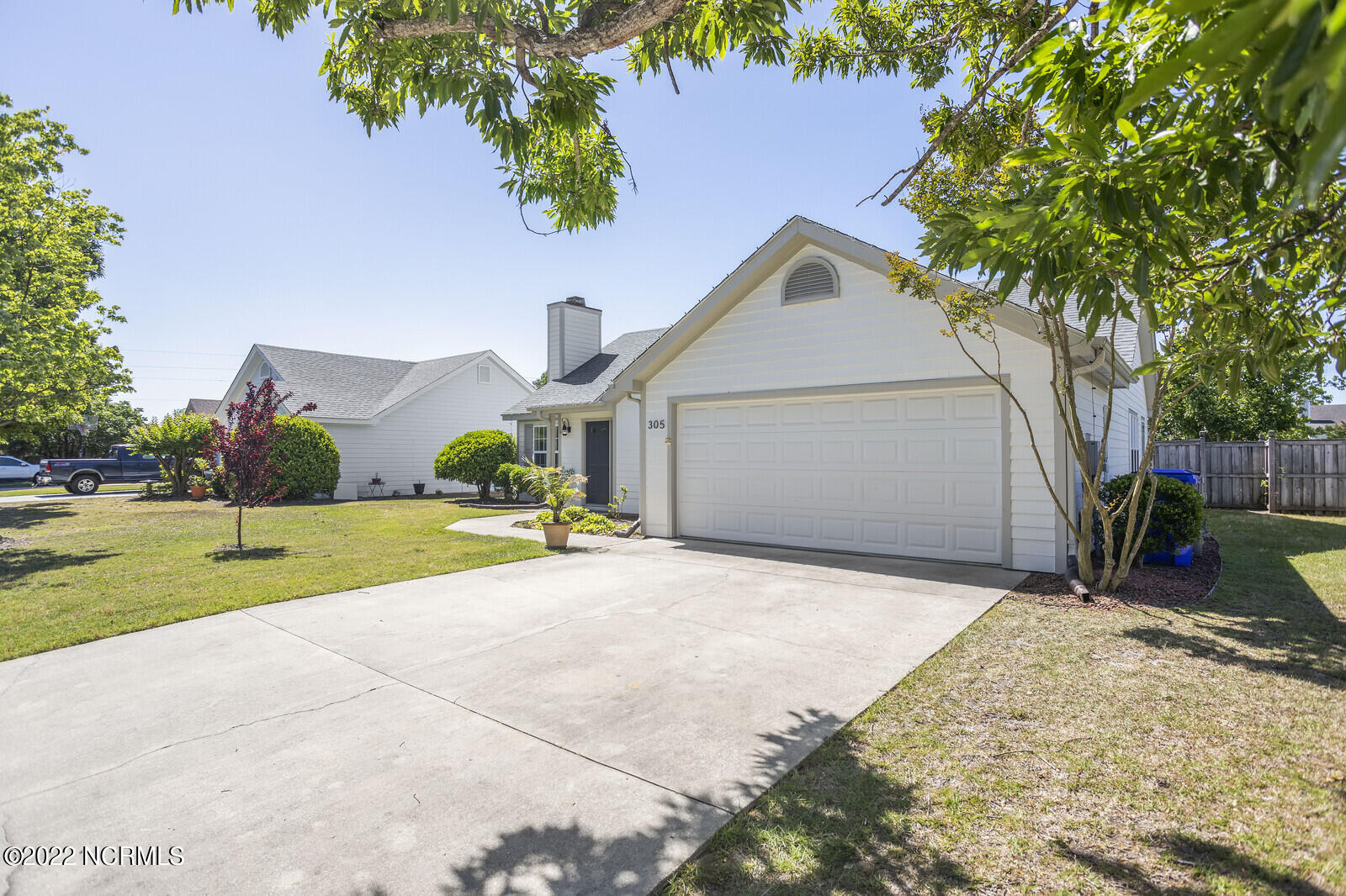 305 Endicott Court Property Photo 1