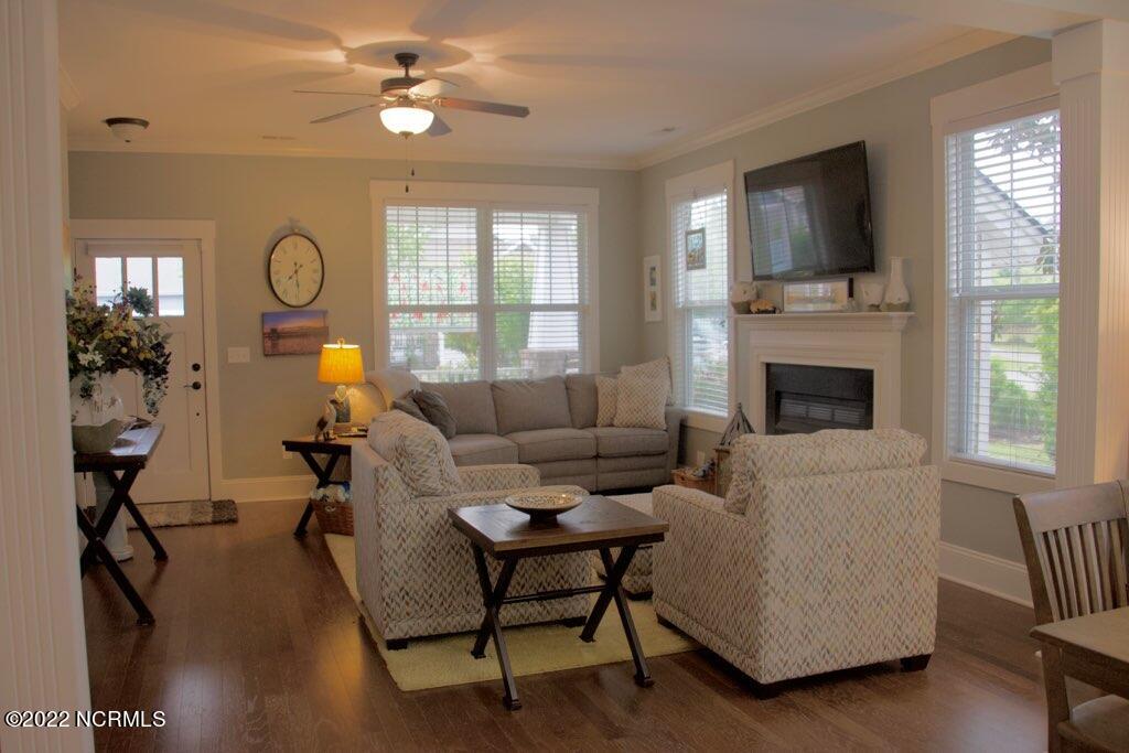 1206 Daisy Court Property Photo 1