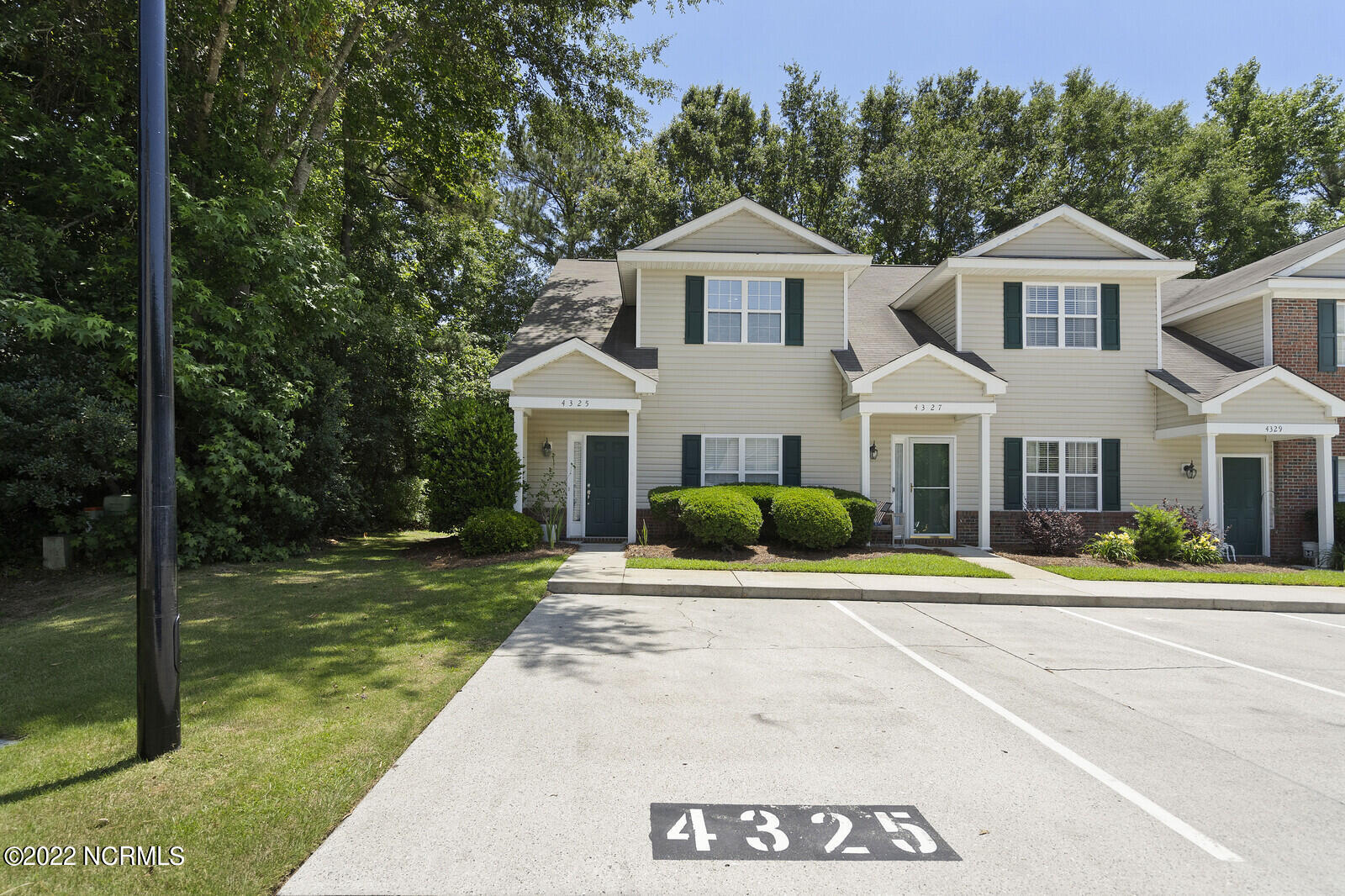 4325 Reed Court Property Photo 1
