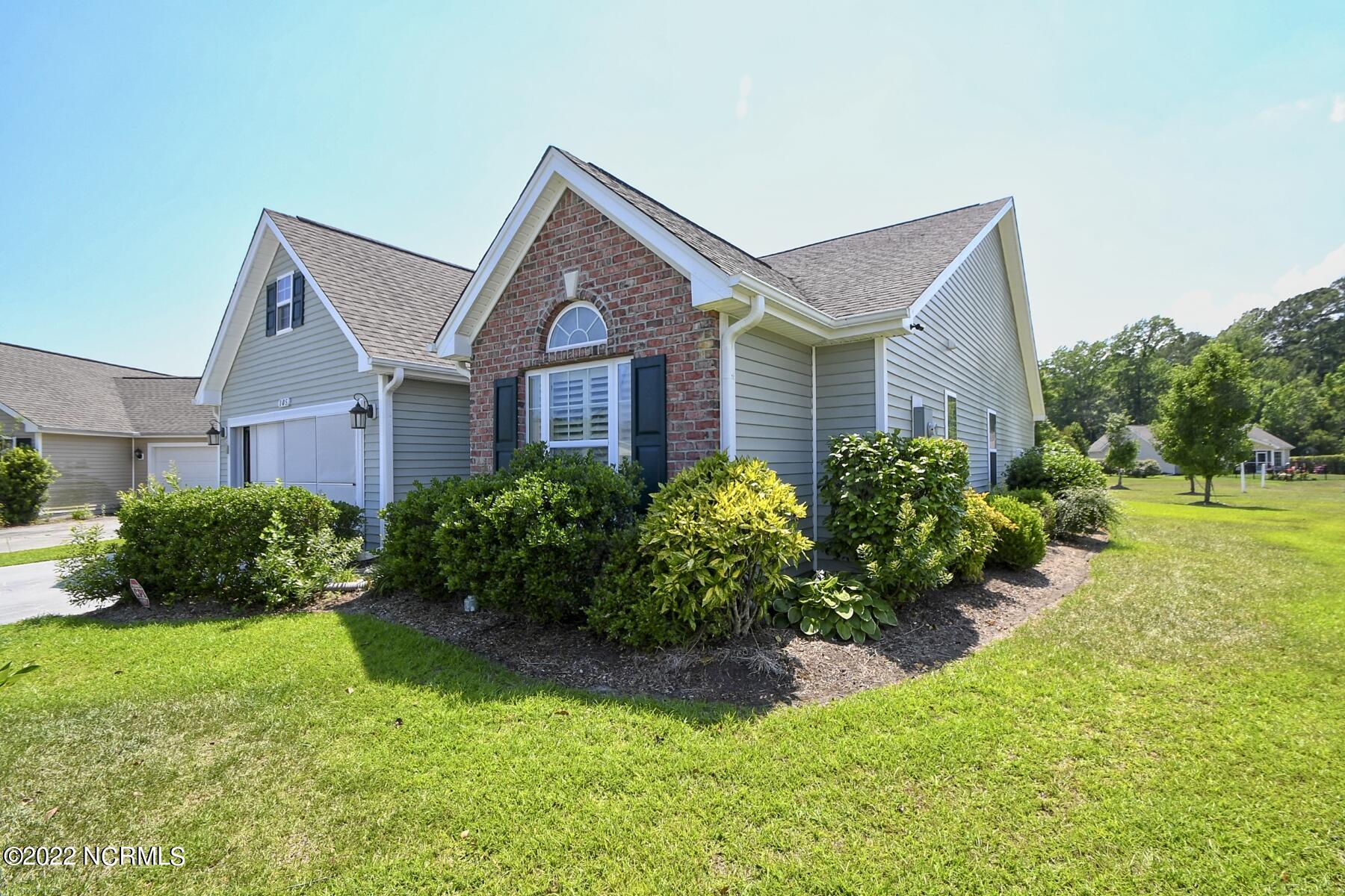 105 Wheatfield Court Property Photo 1
