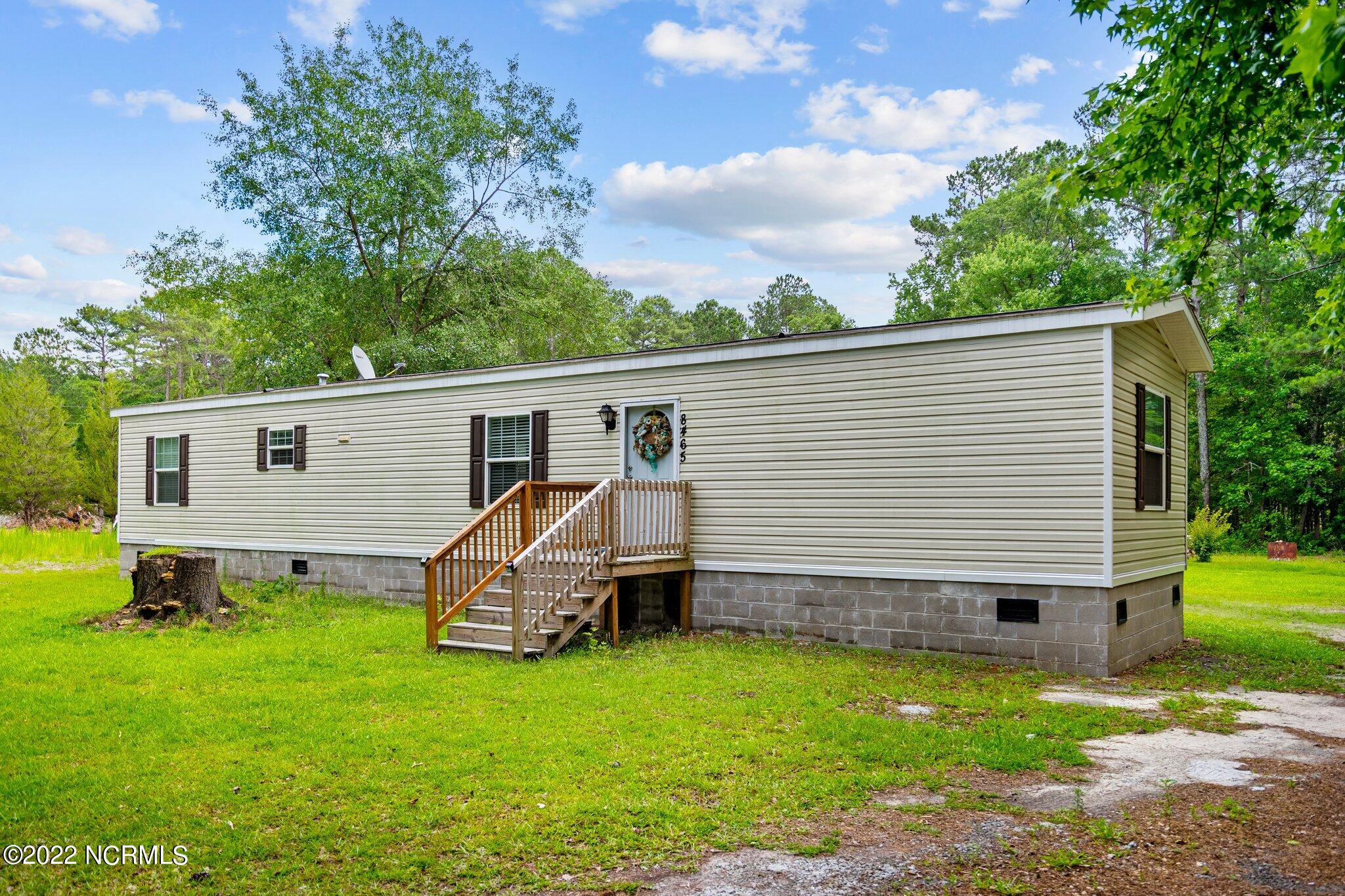 8465 Nc Highway 53 Property Photo 1
