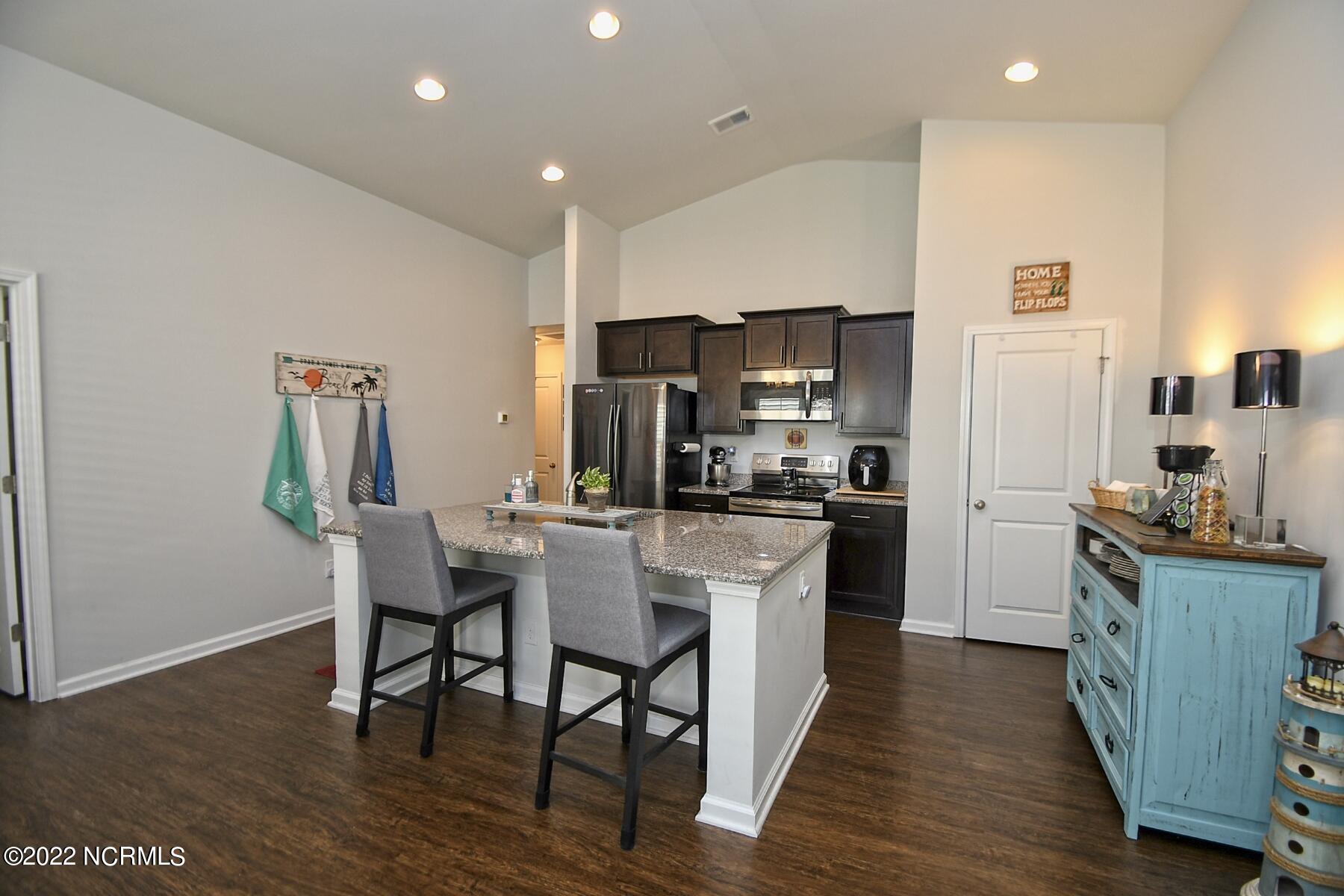 124 Calabash Lakes Boulevard Property Photo 1