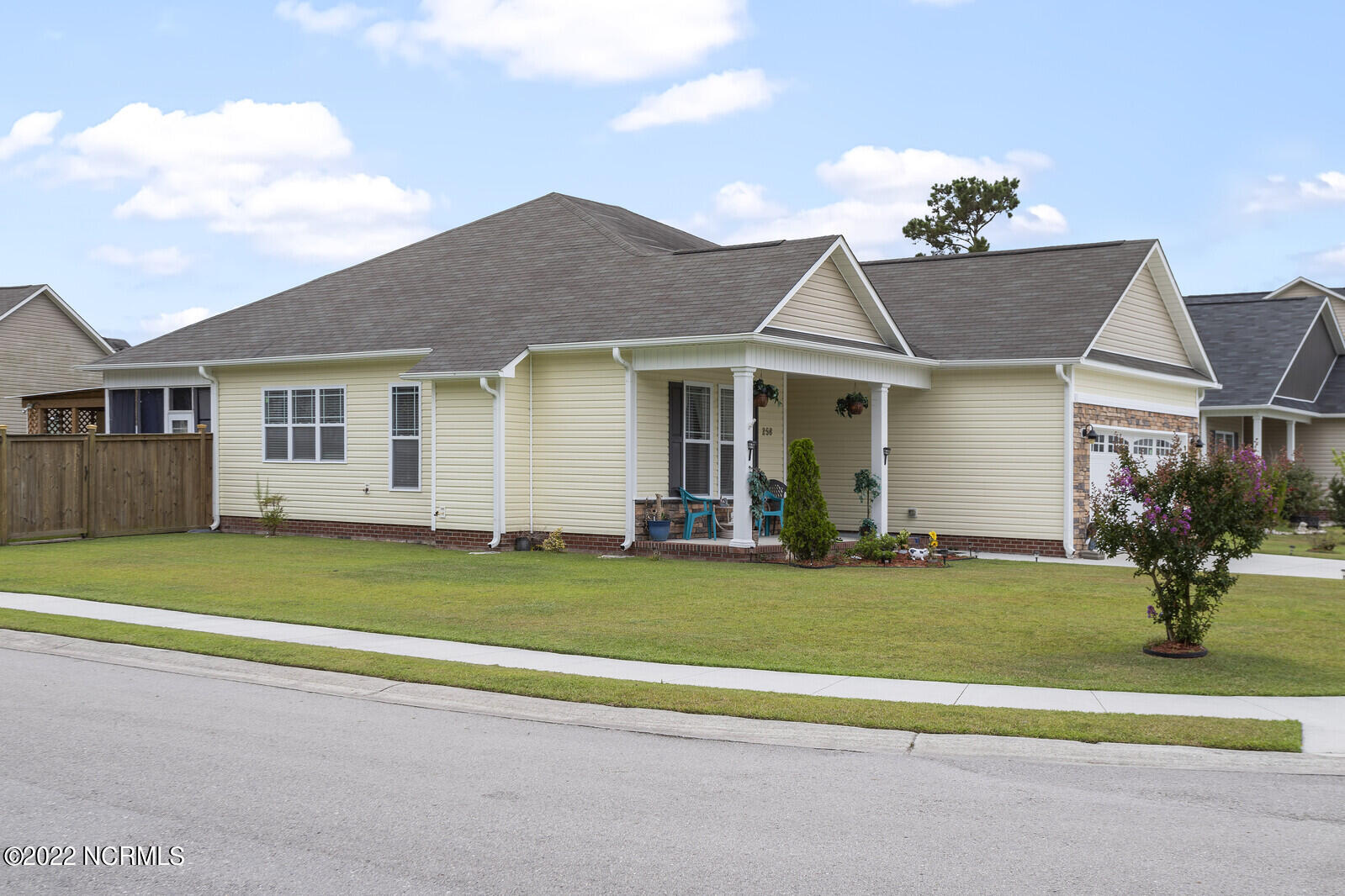 258 Channel Marker Loop Property Photo 1