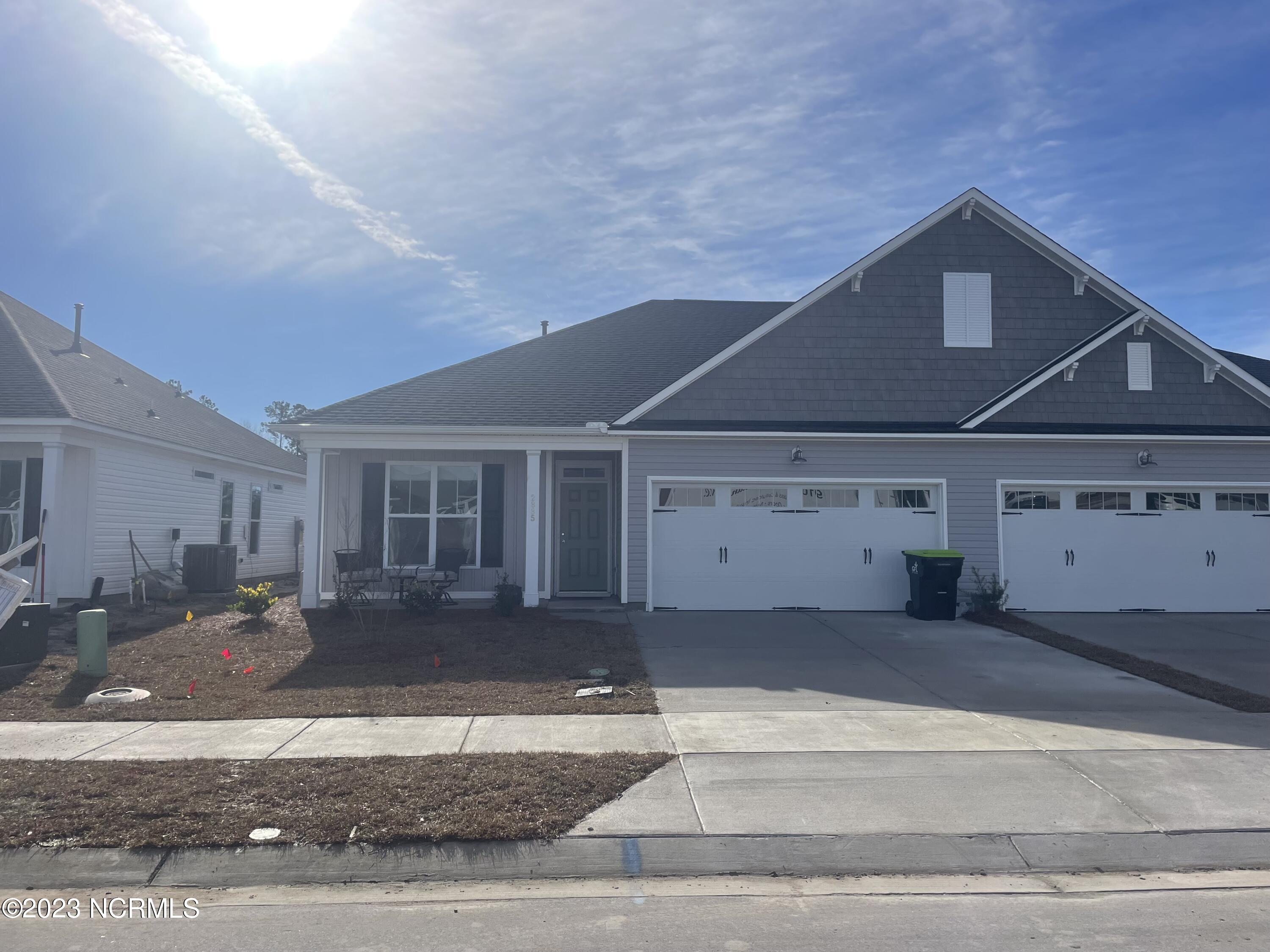 2885 Southern Magnolia Drive Property Photo 1