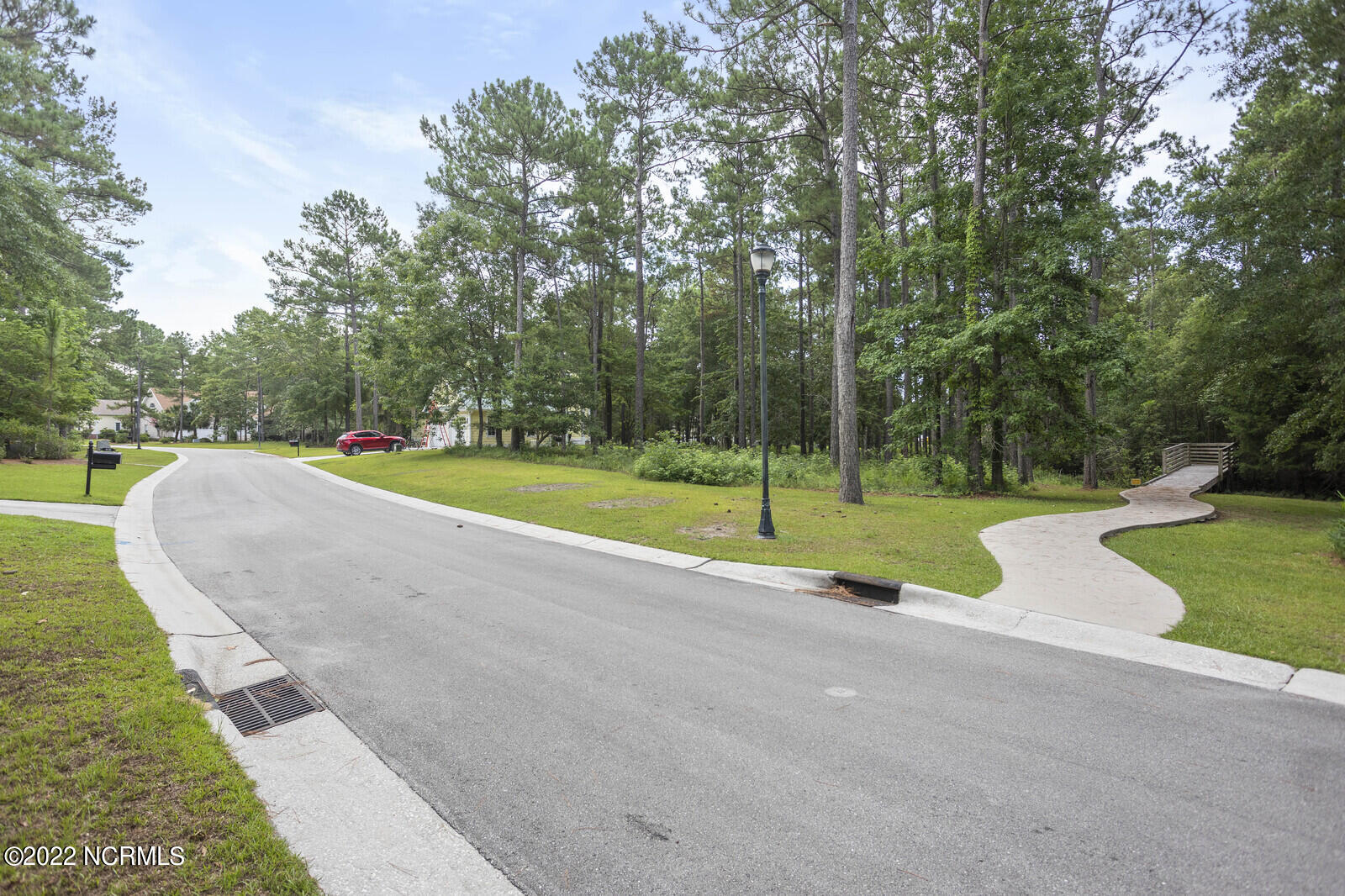 827 Weston Lane Property Photo 1