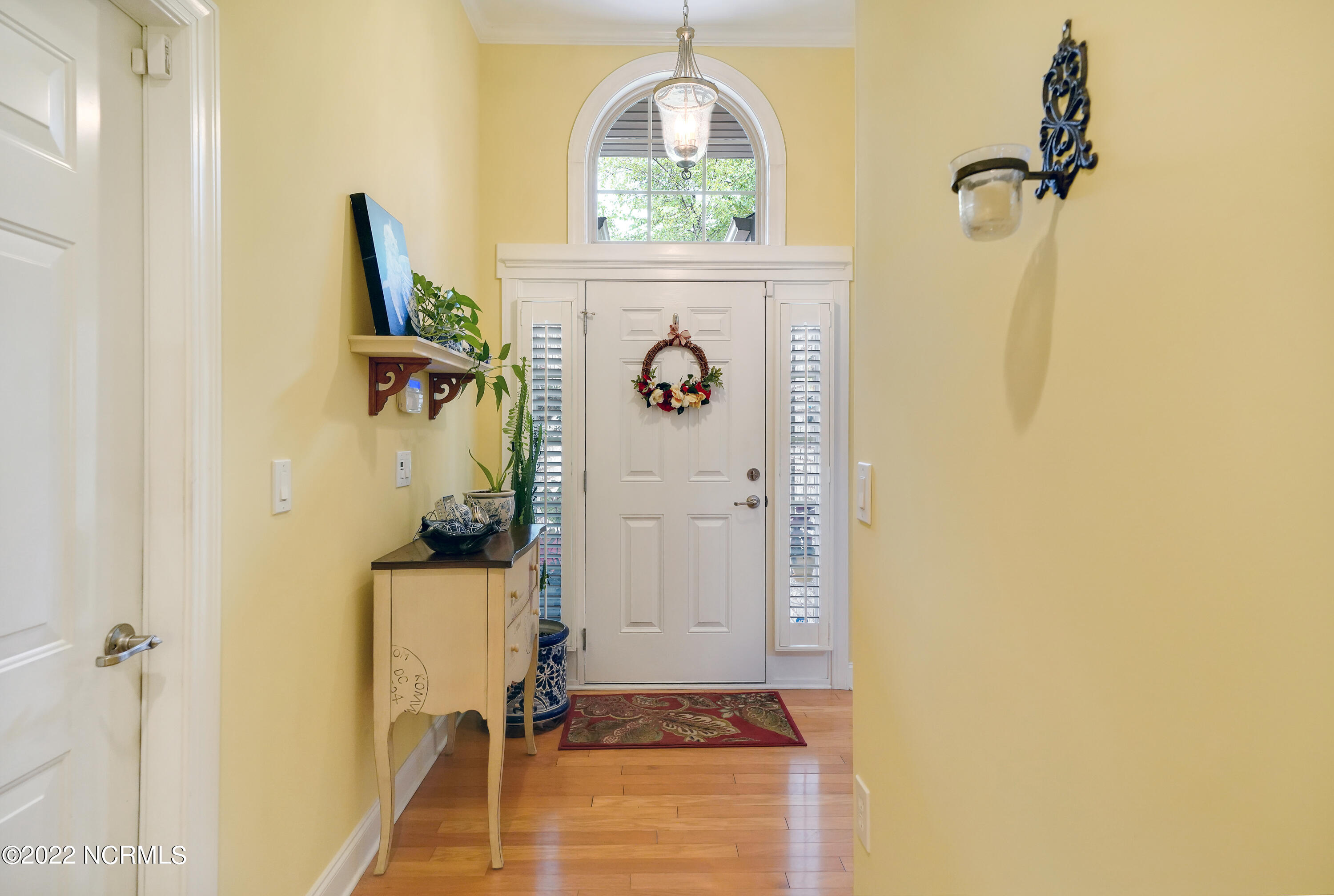 1108 Cresthill Court Property Photo 1