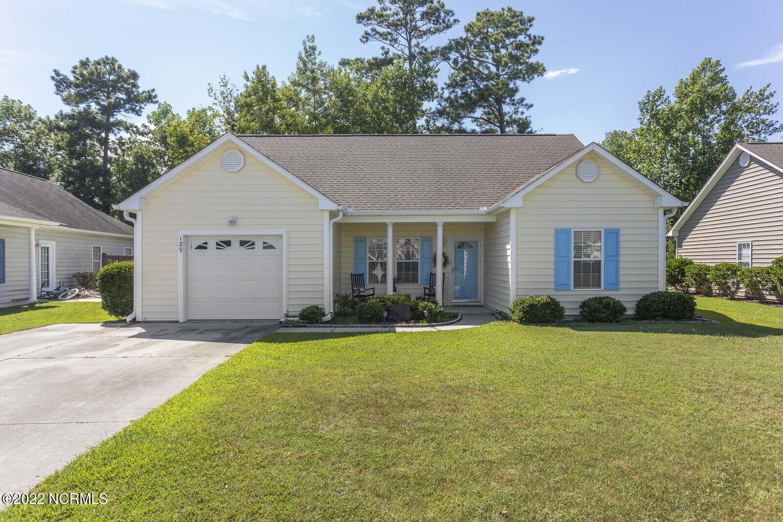 129 N Palm Drive Property Photo 1