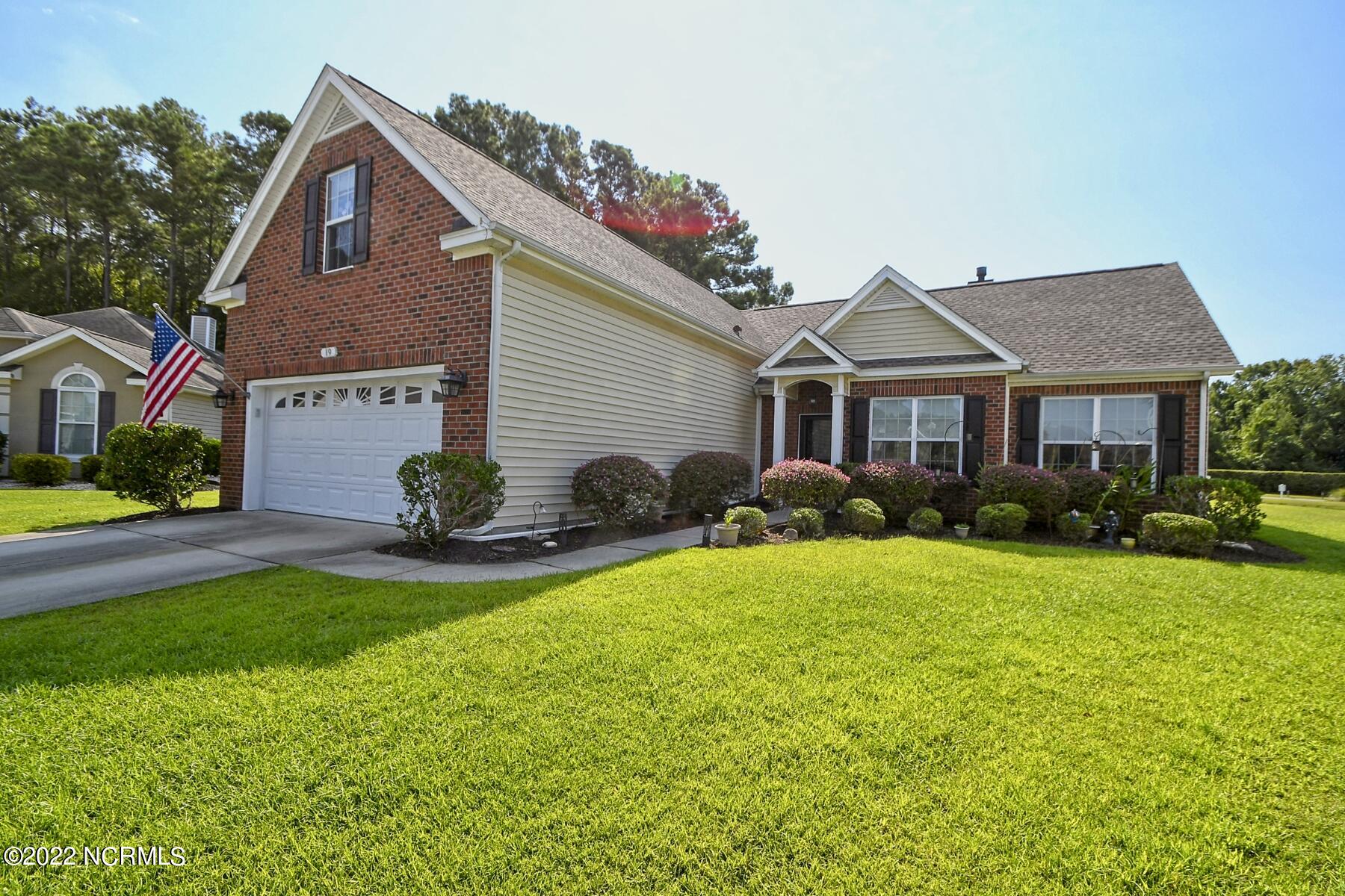 19 Picket Fence Lane Property Photo 1